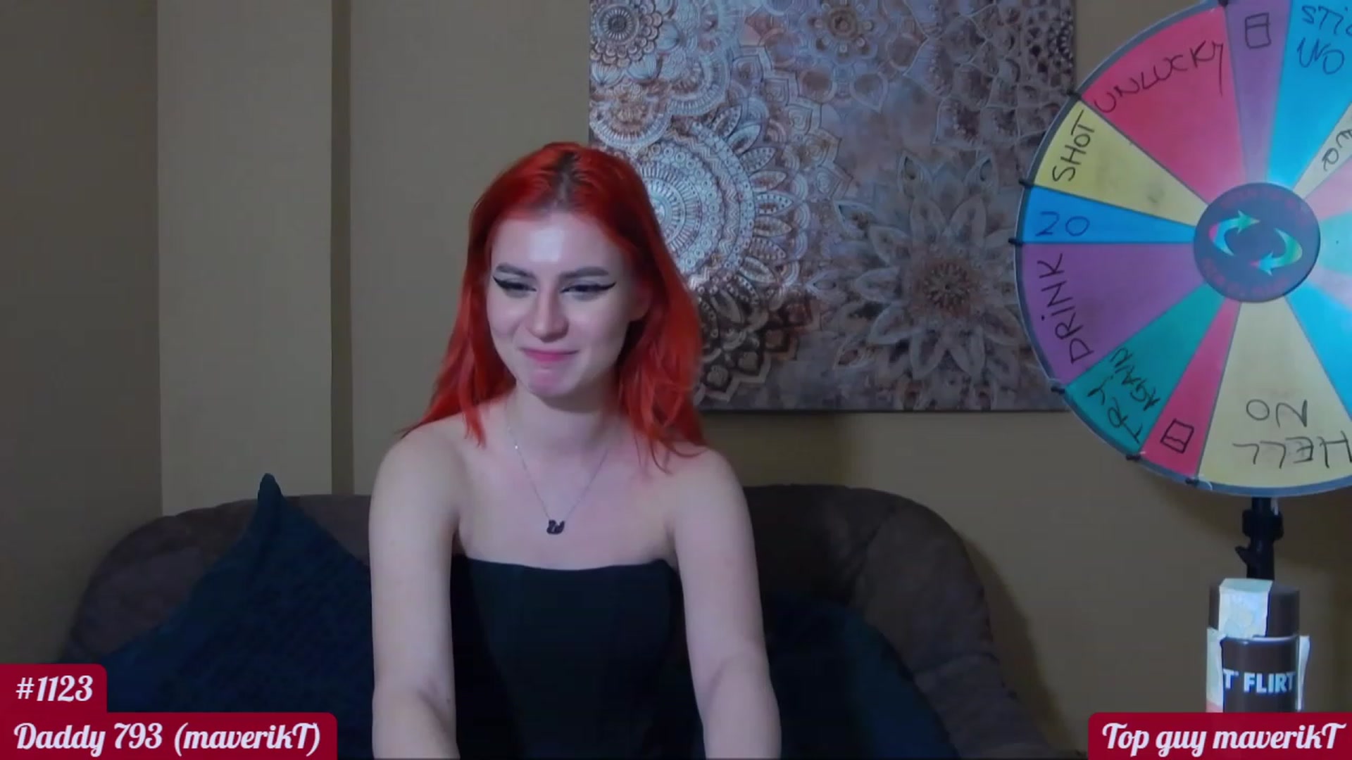 Gallery image thumbnail from MamaDragon's myfreecams stream on, 11/20/2022, 03:31 image 12 of 20