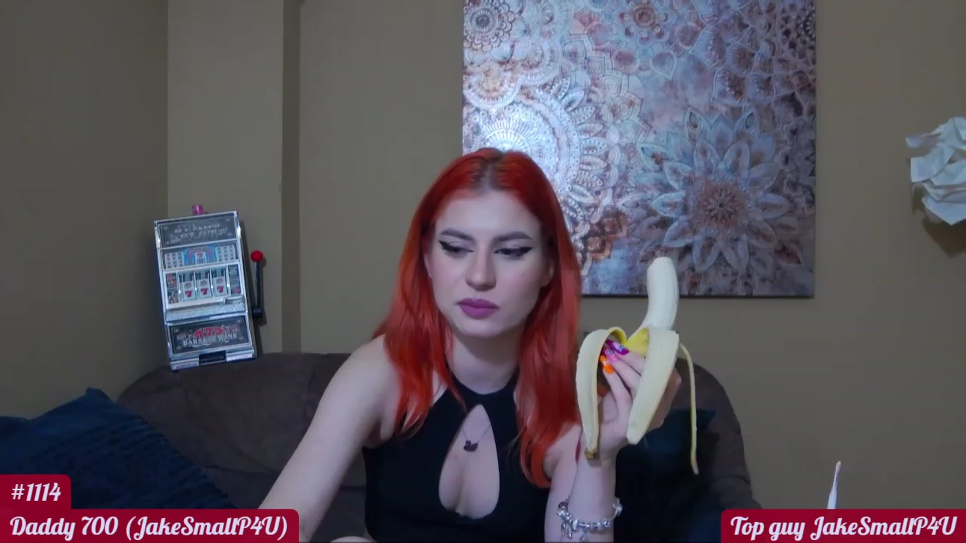 Gallery image thumbnail from MamaDragon's myfreecams stream on, 11/21/2022, 24:09 image 17 of 20