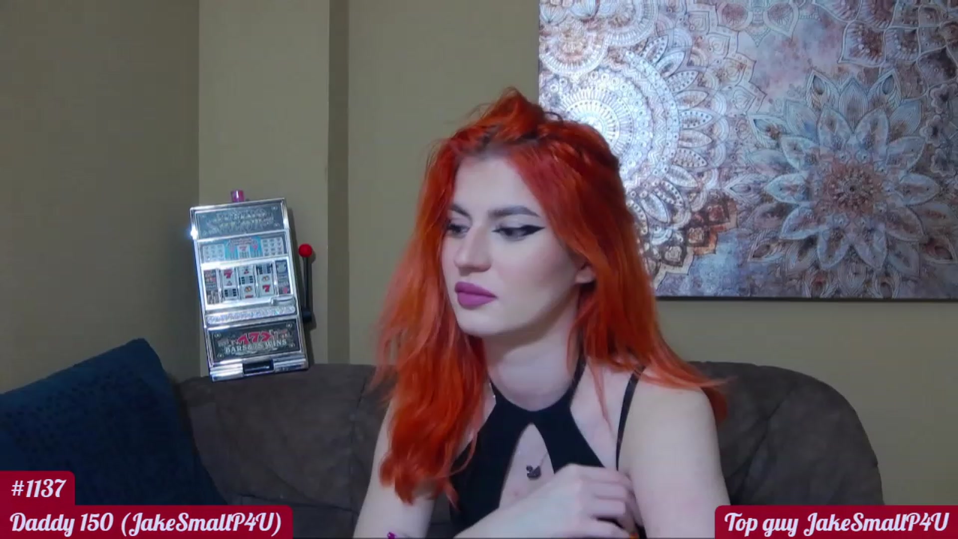 Gallery image thumbnail from MamaDragon's myfreecams stream on, 11/21/2022, 24:09 image 4 of 20