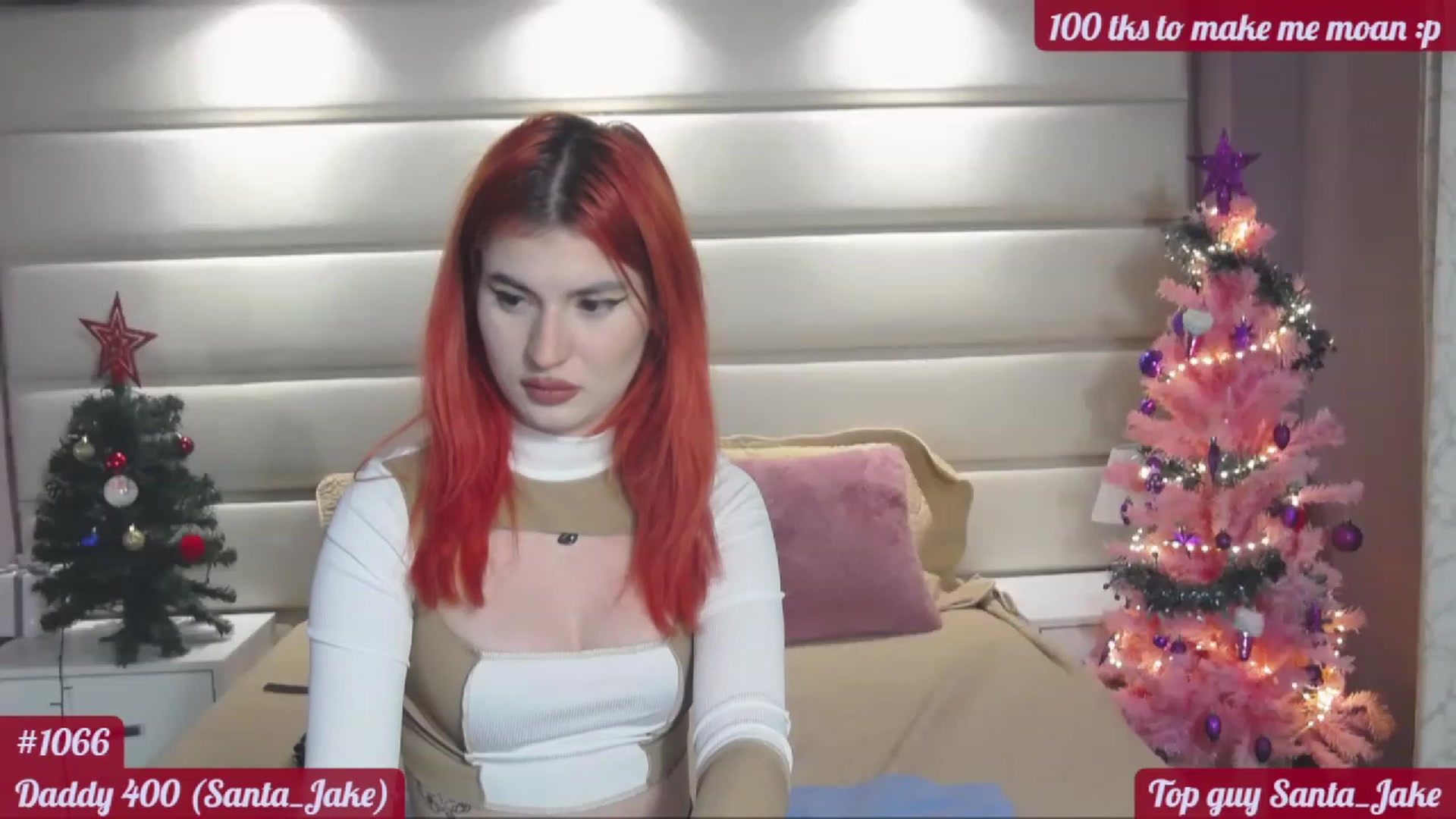 Gallery image thumbnail from MamaDragon's myfreecams stream on, 12/20/2022, 18:44 image 3 of 20