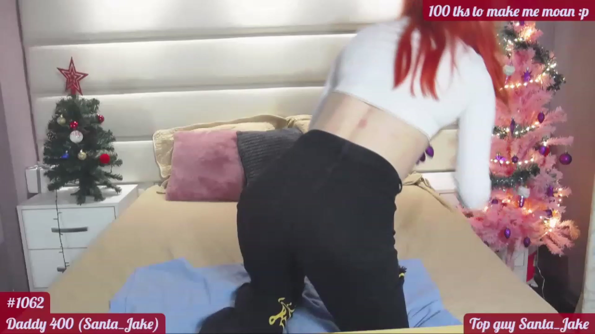 Gallery image thumbnail from MamaDragon's myfreecams stream on, 12/20/2022, 18:44 image 18 of 20
