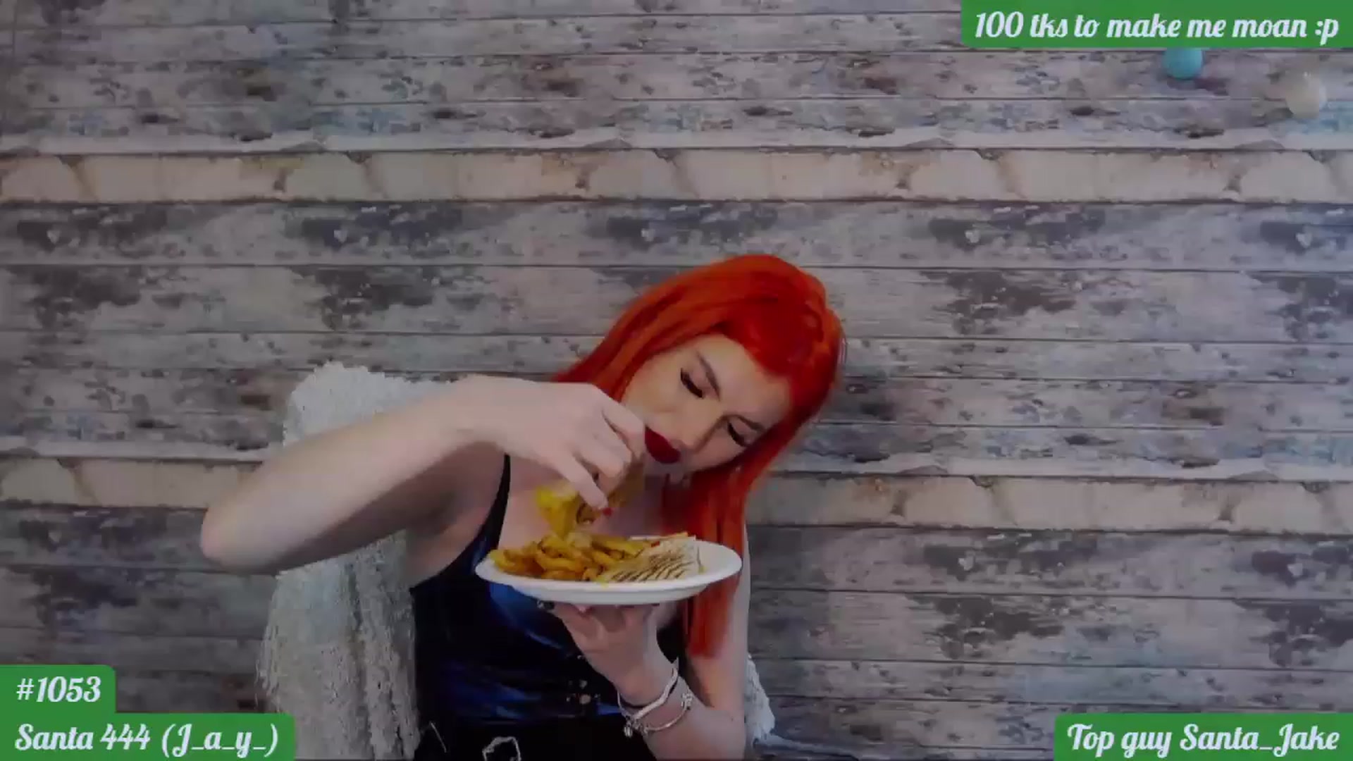 Gallery image thumbnail from MamaDragon's myfreecams stream on, 12/24/2022, 19:10 image 5 of 20