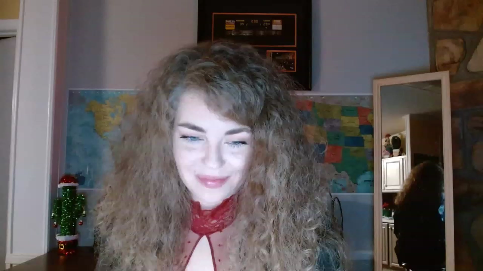 Gallery image thumbnail from Mama_IsAPerv's myfreecams stream on, 11/27/2022, 07:50 image 5 of 20