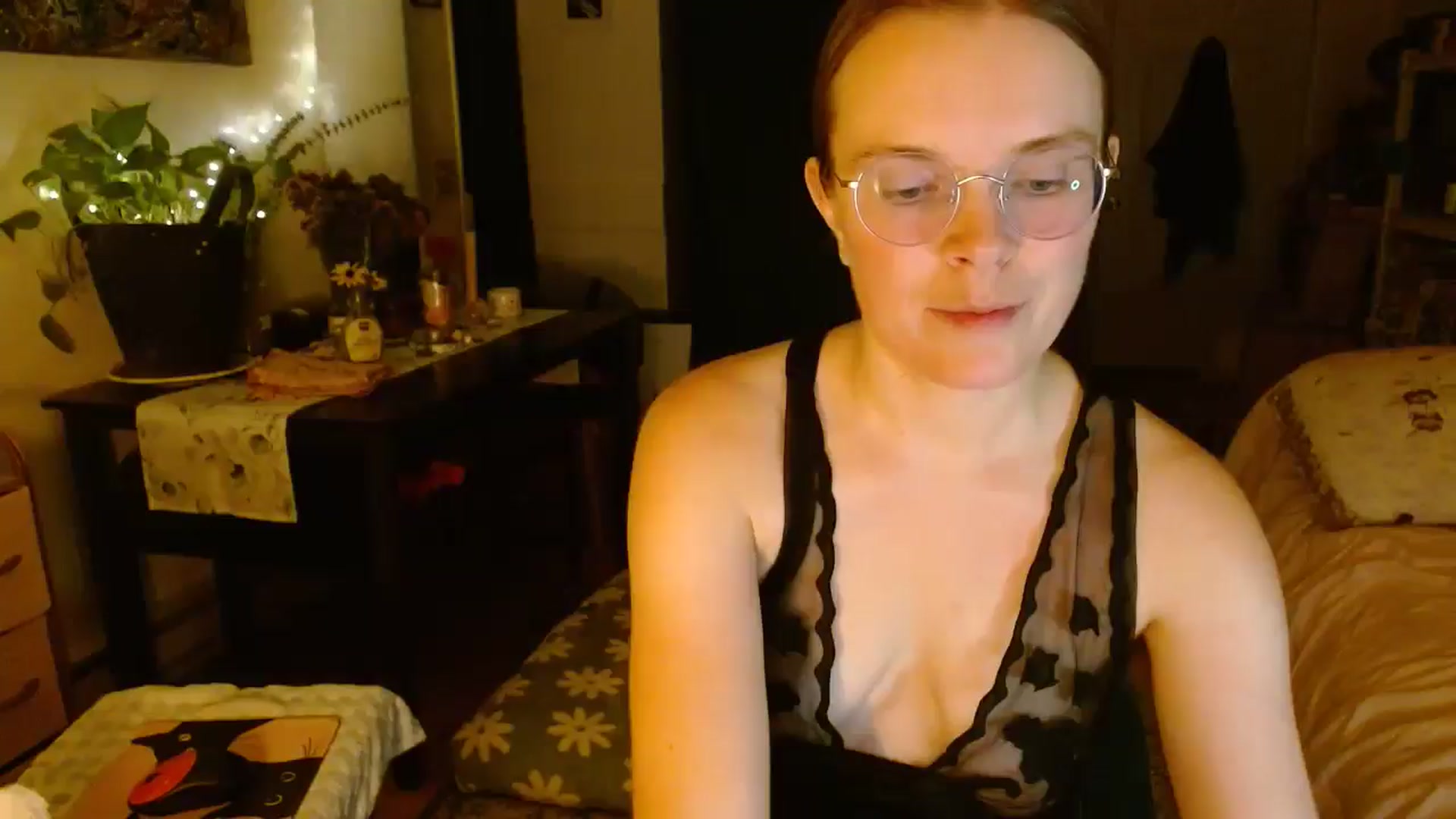 Gallery image thumbnail from Mamaearth's myfreecams stream on, 09/09/2024, 08:19 image 1 of 20