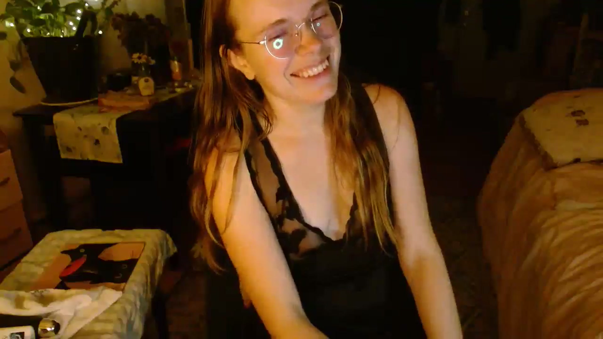 Gallery image thumbnail from Mamaearth's myfreecams stream on, 09/09/2024, 08:19 image 19 of 20