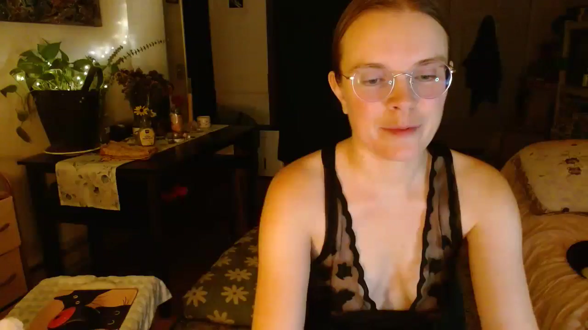 Gallery image thumbnail from Mamaearth's myfreecams stream on, 09/09/2024, 08:19 image 6 of 20