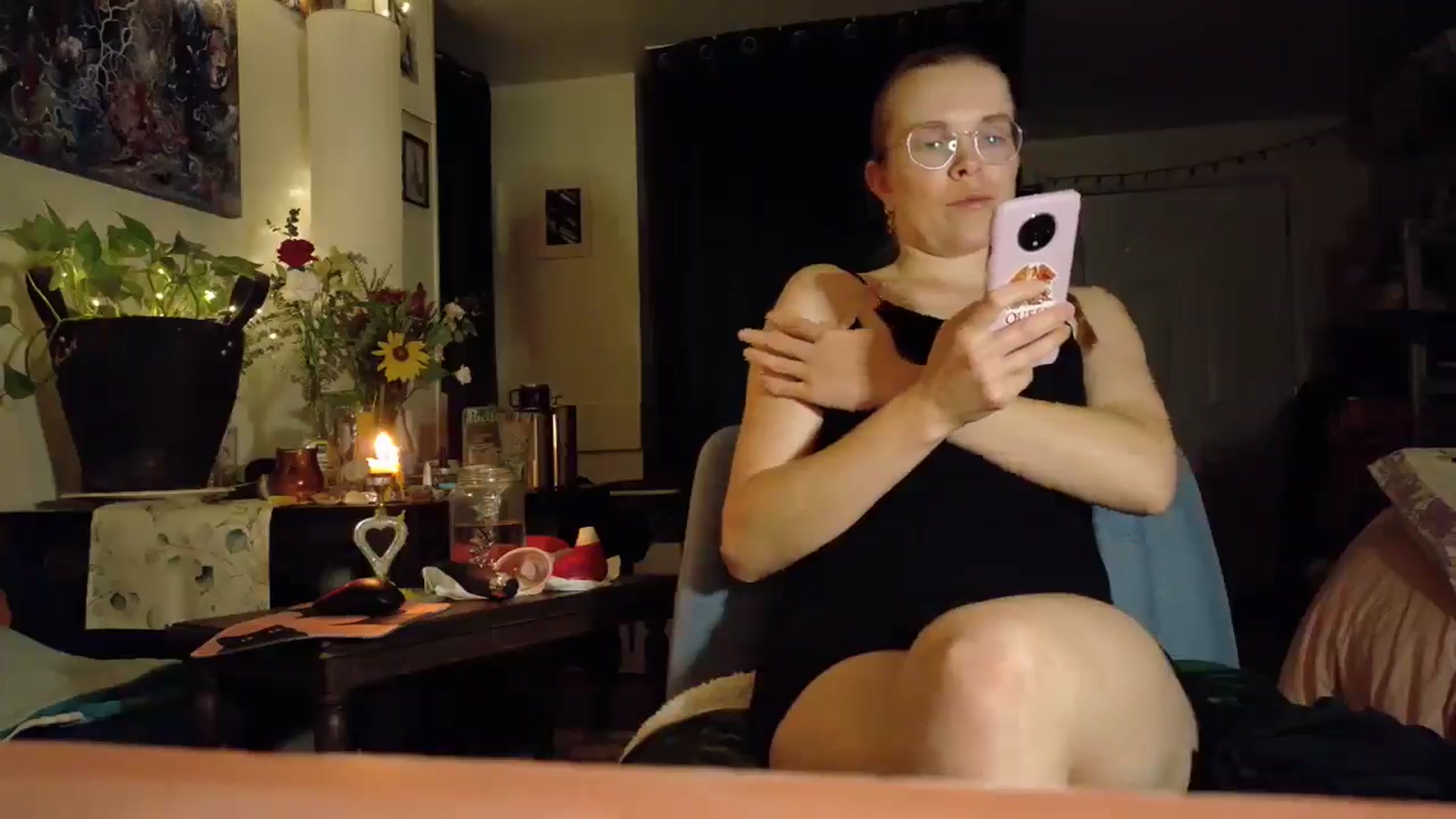 Gallery image thumbnail from Mamaearth's myfreecams stream on, 09/30/2024, 09:07 image 15 of 20