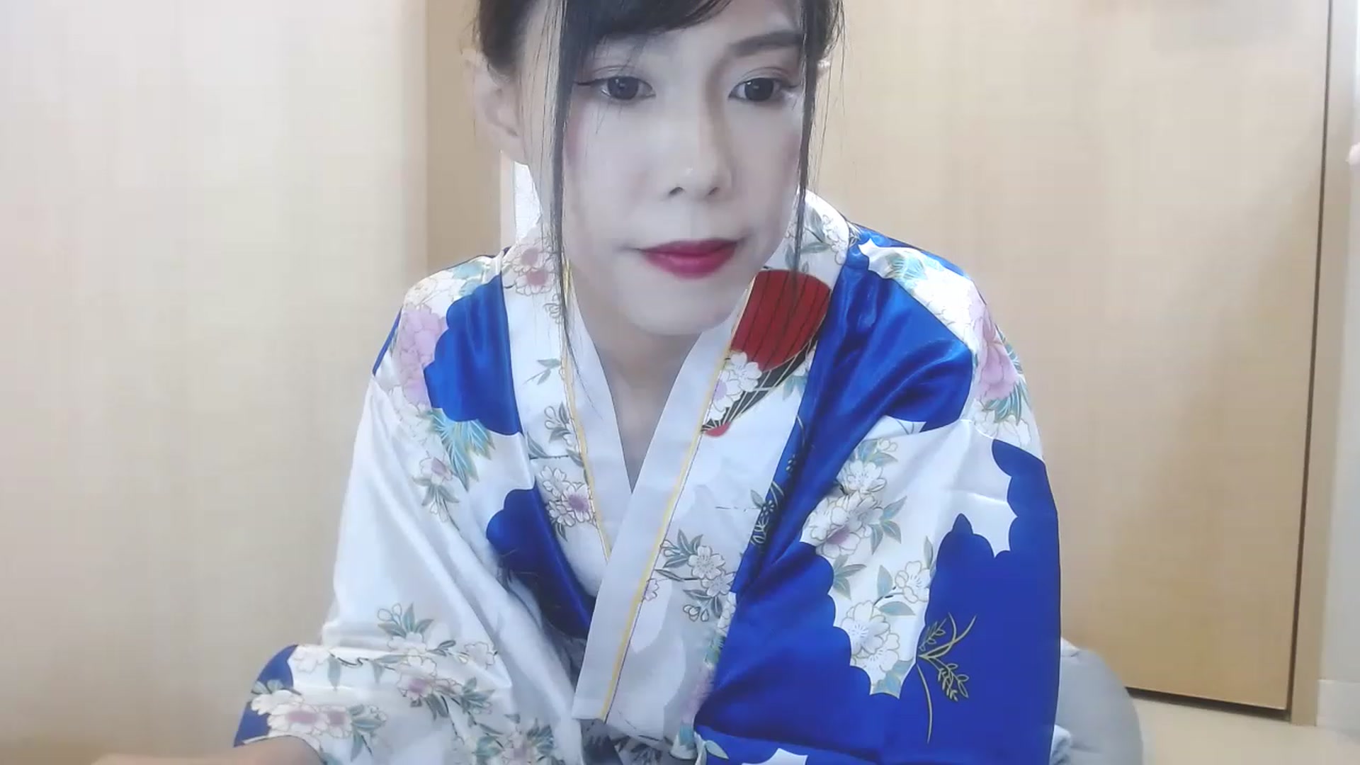 Gallery image thumbnail from Mami_xoxo's myfreecams stream on, 01/01/2023, 16:20 image 12 of 20