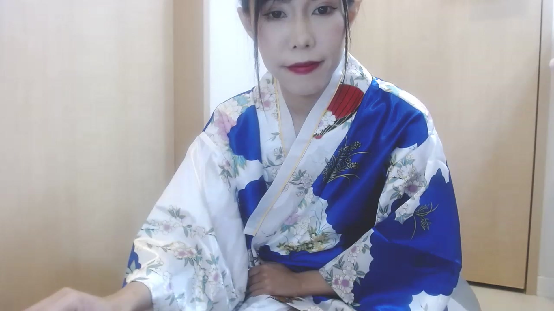 Gallery image thumbnail from Mami_xoxo's myfreecams stream on, 01/01/2023, 16:20 image 15 of 20
