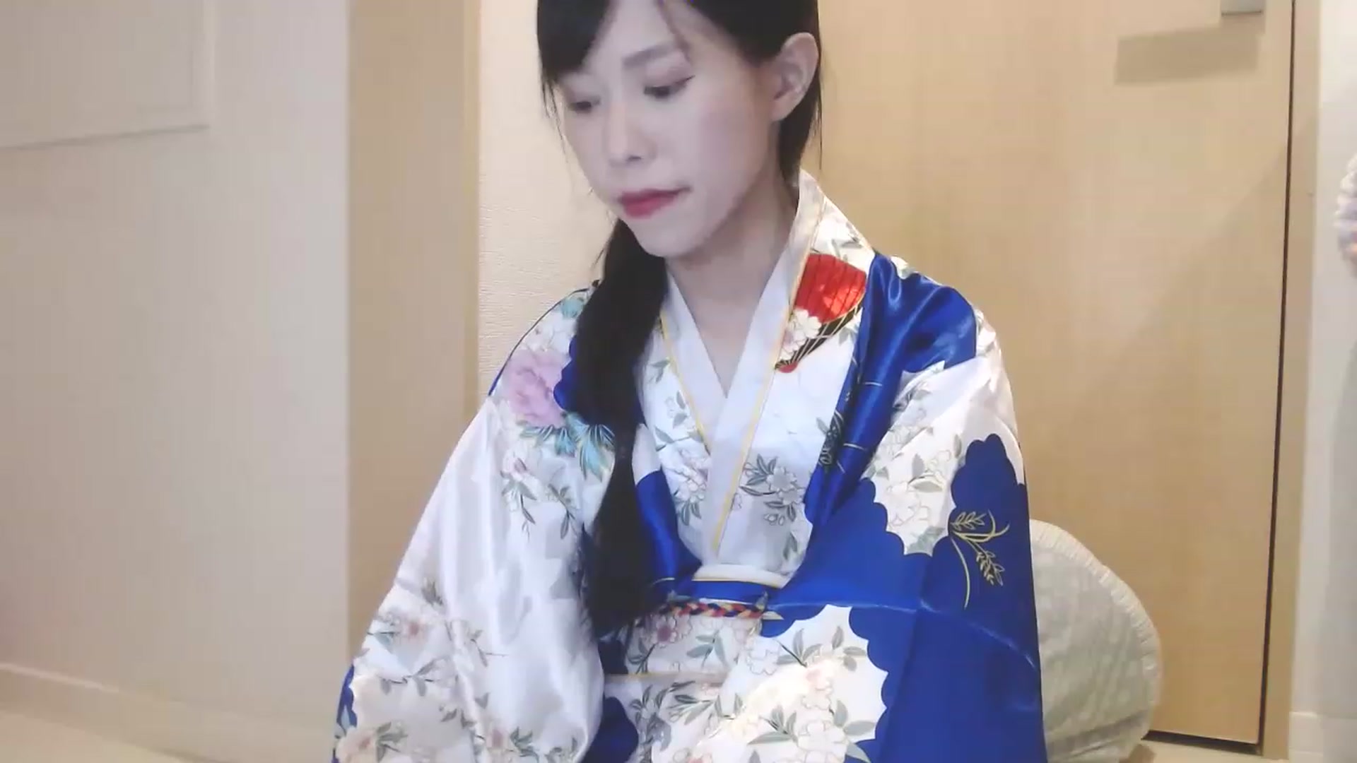 Gallery image thumbnail from Mami_xoxo's myfreecams stream on, 01/05/2023, 12:37 image 17 of 20