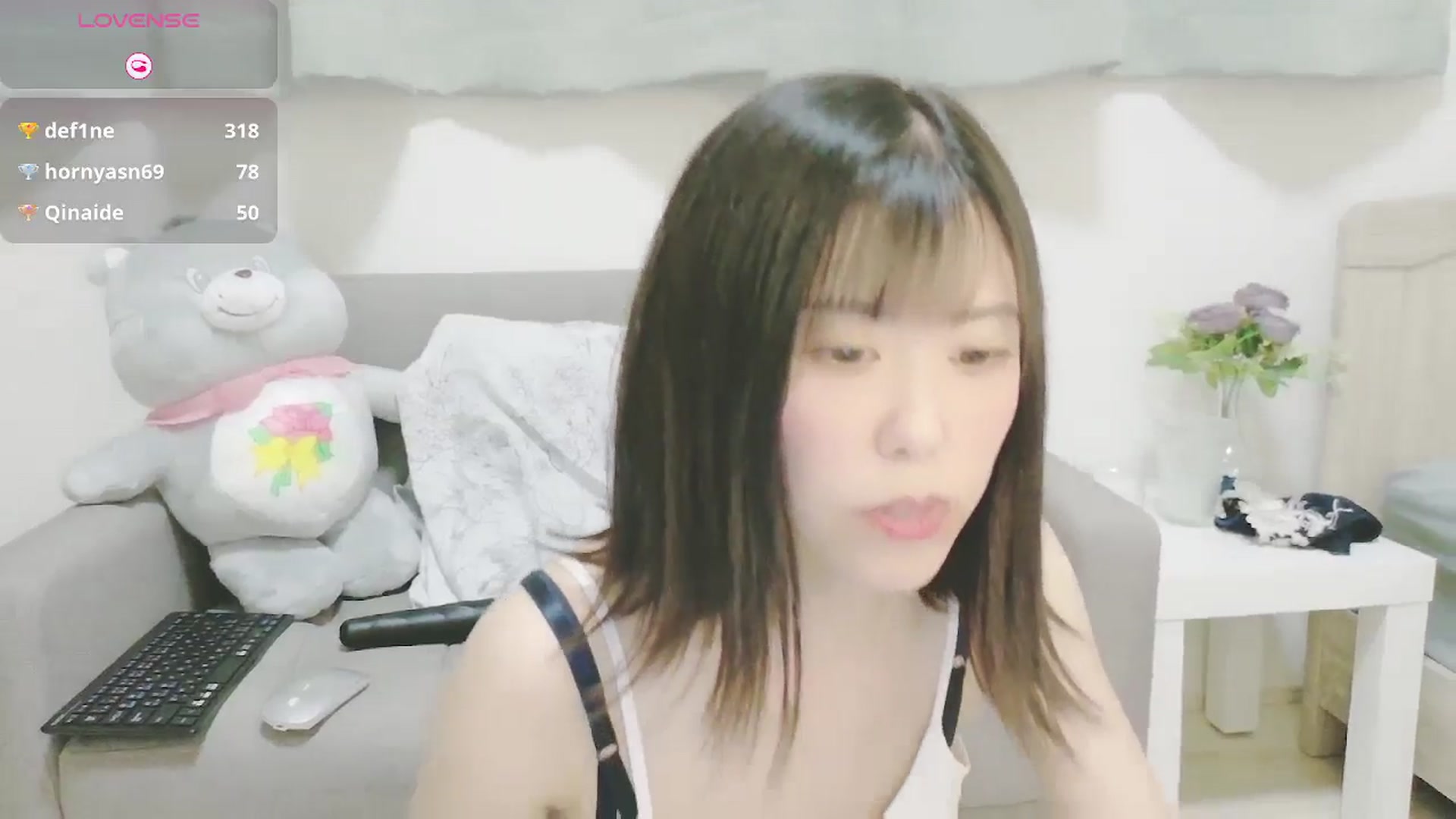 Gallery image thumbnail from Mami_xoxo's myfreecams stream on, 04/17/2025, 14:59 image 16 of 20