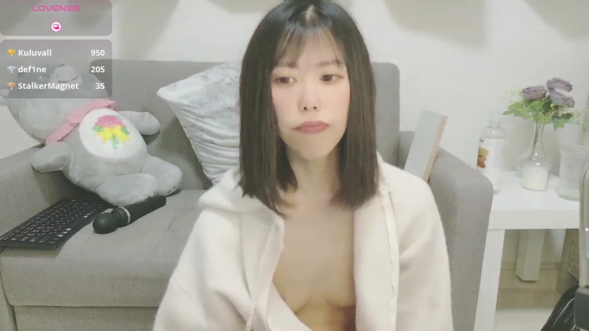 Gallery image thumbnail from Mami_xoxo's myfreecams stream on, 04/26/2025, 16:42 image 4 of 20
