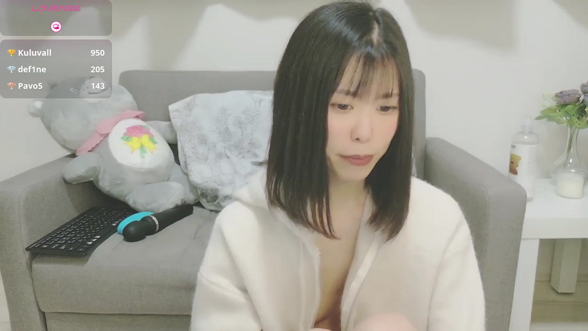 Gallery image thumbnail from Mami_xoxo's myfreecams stream on, 04/26/2025, 16:42 image 12 of 20
