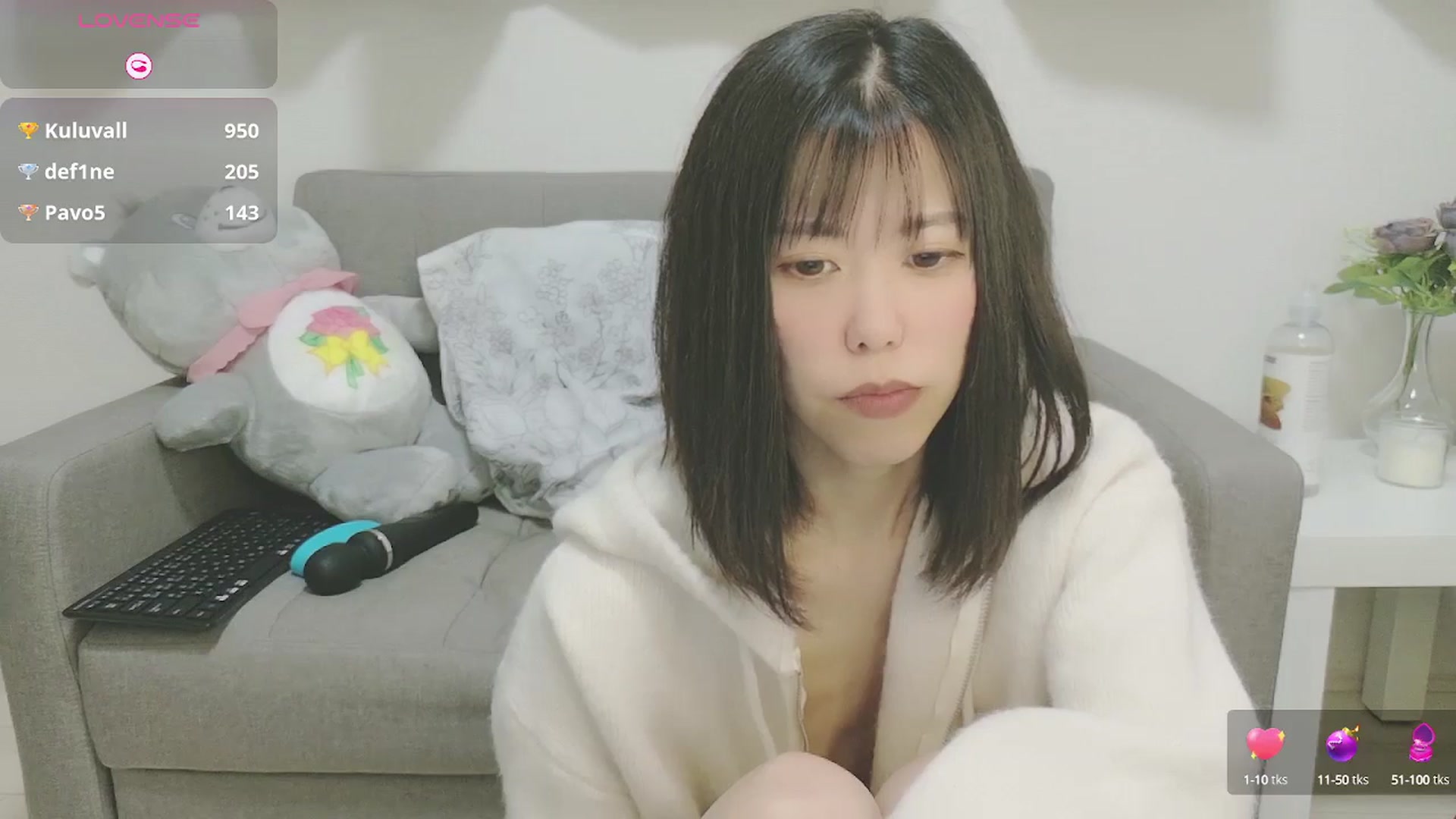 Gallery image thumbnail from Mami_xoxo's myfreecams stream on, 04/26/2025, 16:42 image 18 of 20