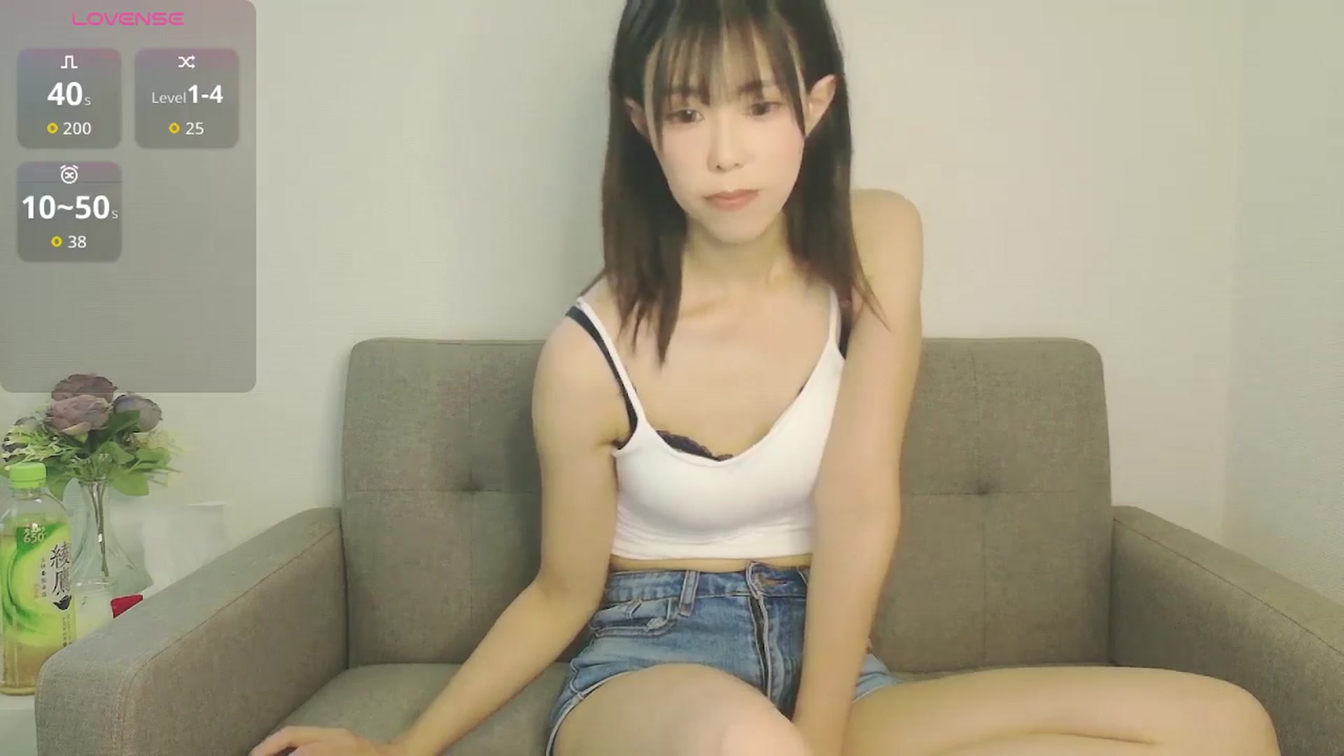 Gallery image thumbnail from Mami_xoxo's myfreecams stream on, 09/17/2025, 04:03 image 4 of 20