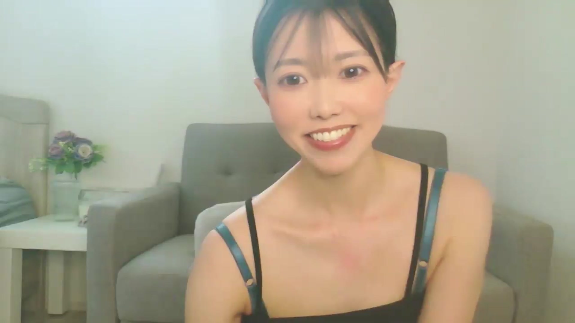 Gallery image thumbnail from Mami_xoxo's myfreecams stream on, 05/29/2026, 03:19 image 17 of 20