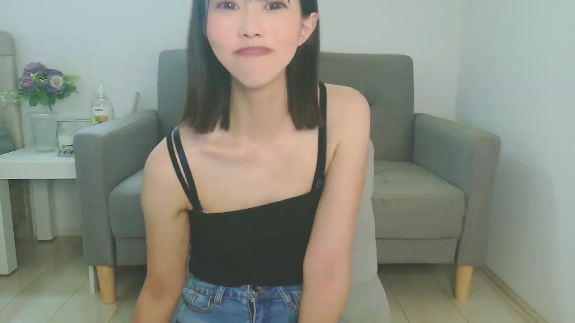Gallery image thumbnail from Mami_xoxo's myfreecams stream on, 06/05/2026, 02:48 image 9 of 20