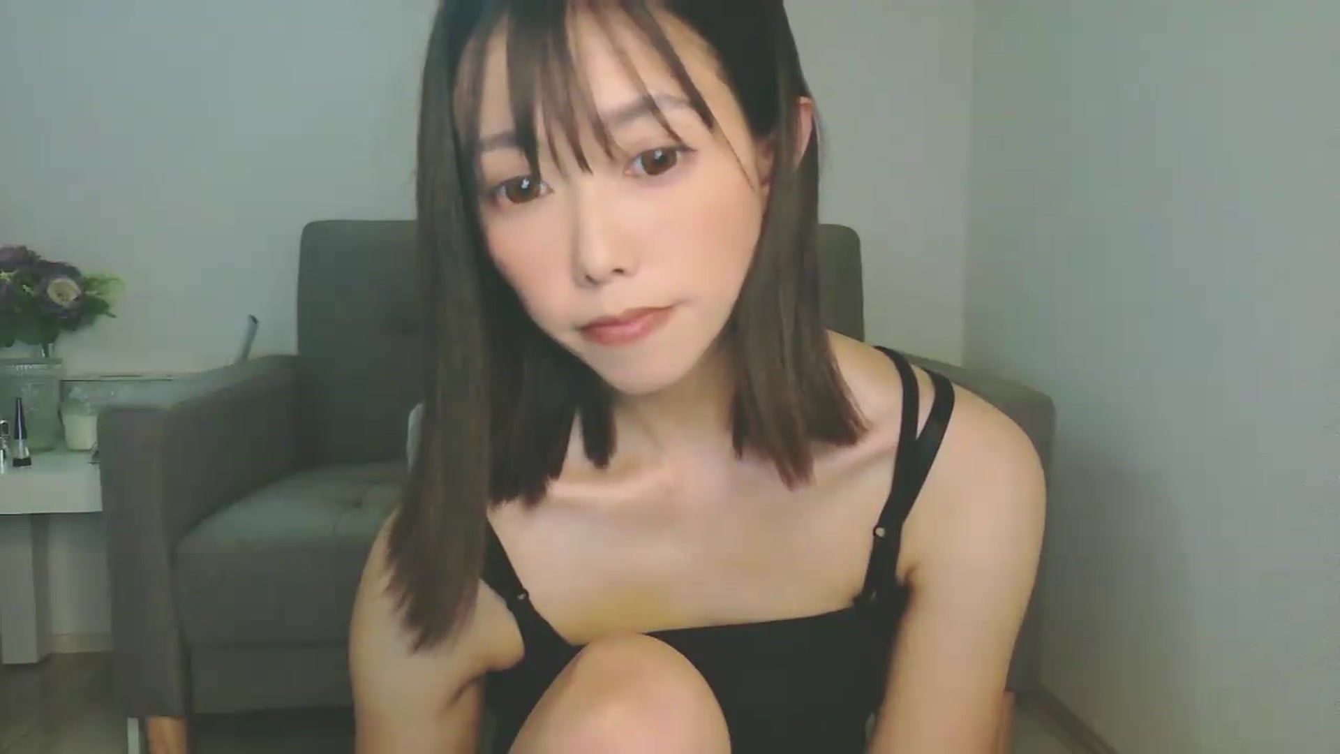 Gallery image thumbnail from Mami_xoxo's myfreecams stream on, 06/27/2026, 02:56 image 5 of 20