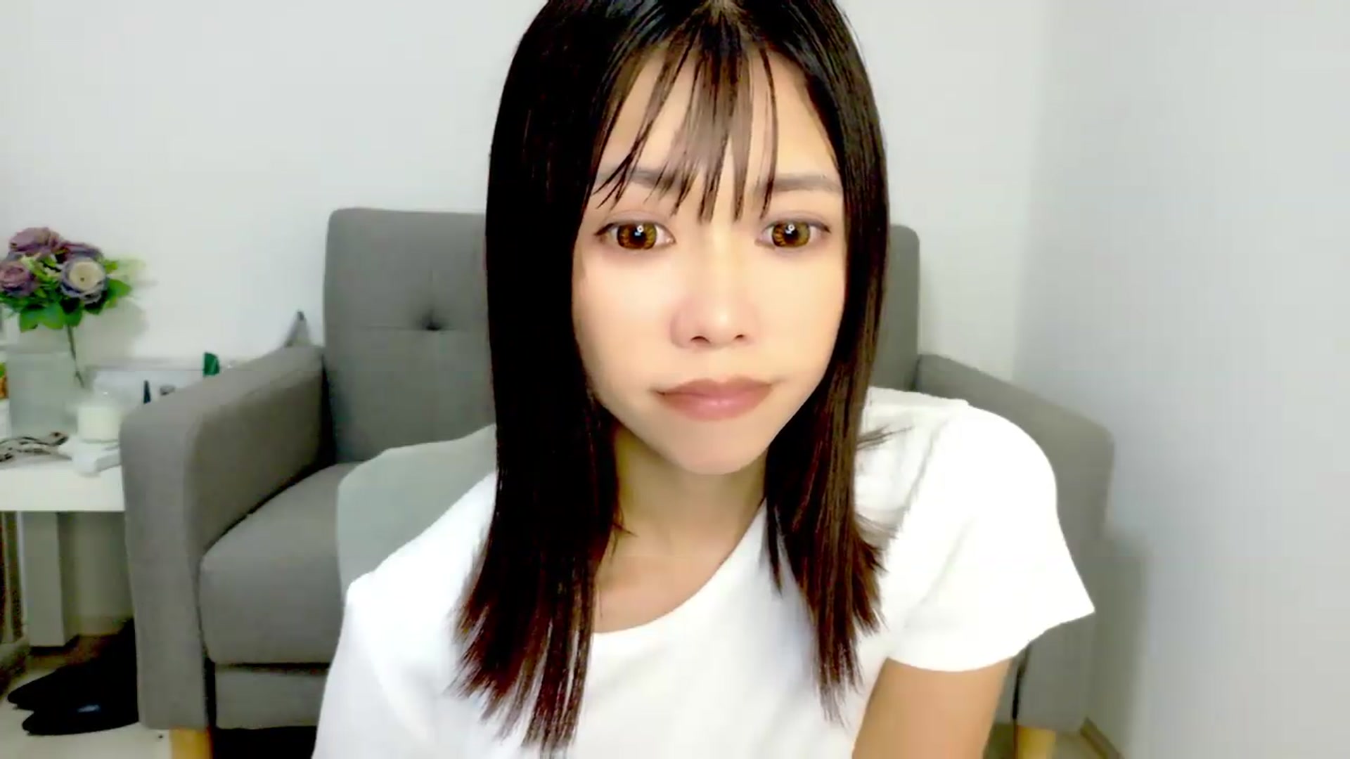 Gallery image thumbnail from Mami_xoxo's myfreecams stream on, 08/14/2026, 15:27 image 14 of 20