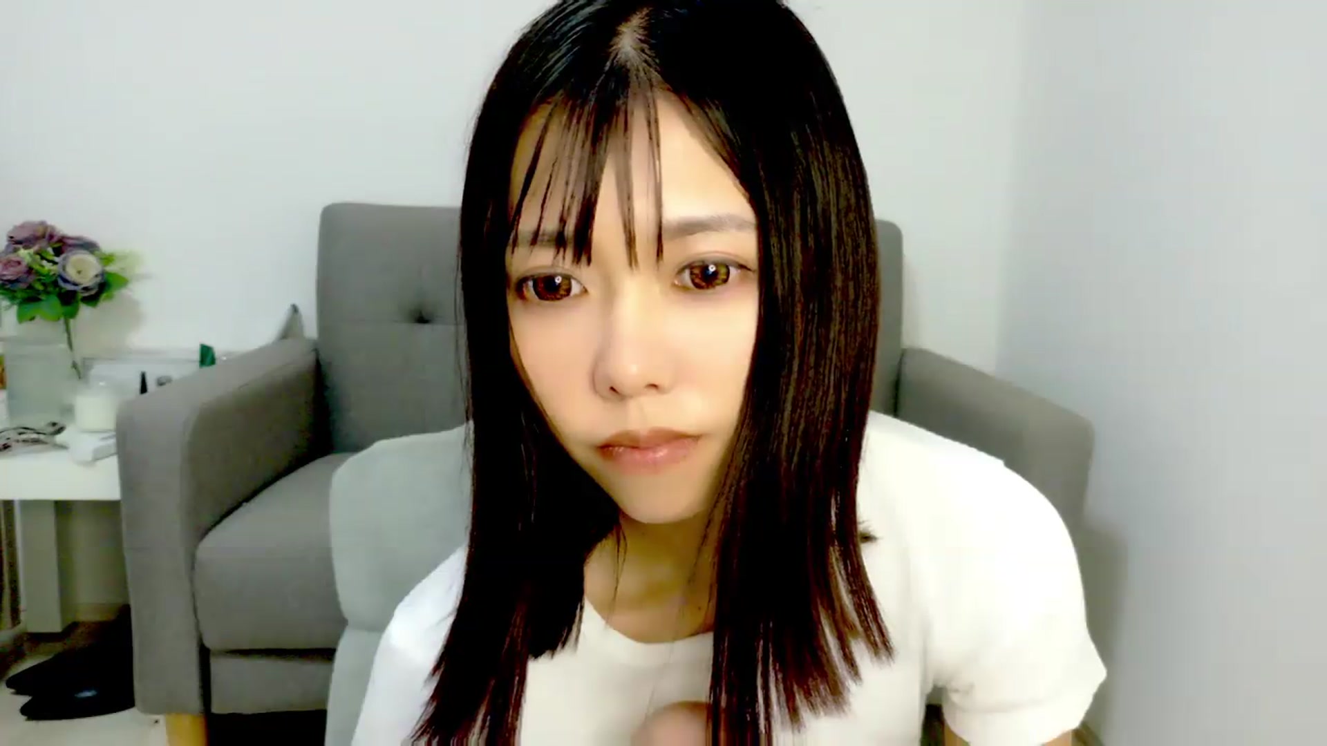 Gallery image thumbnail from Mami_xoxo's myfreecams stream on, 08/14/2026, 15:49 image 5 of 20