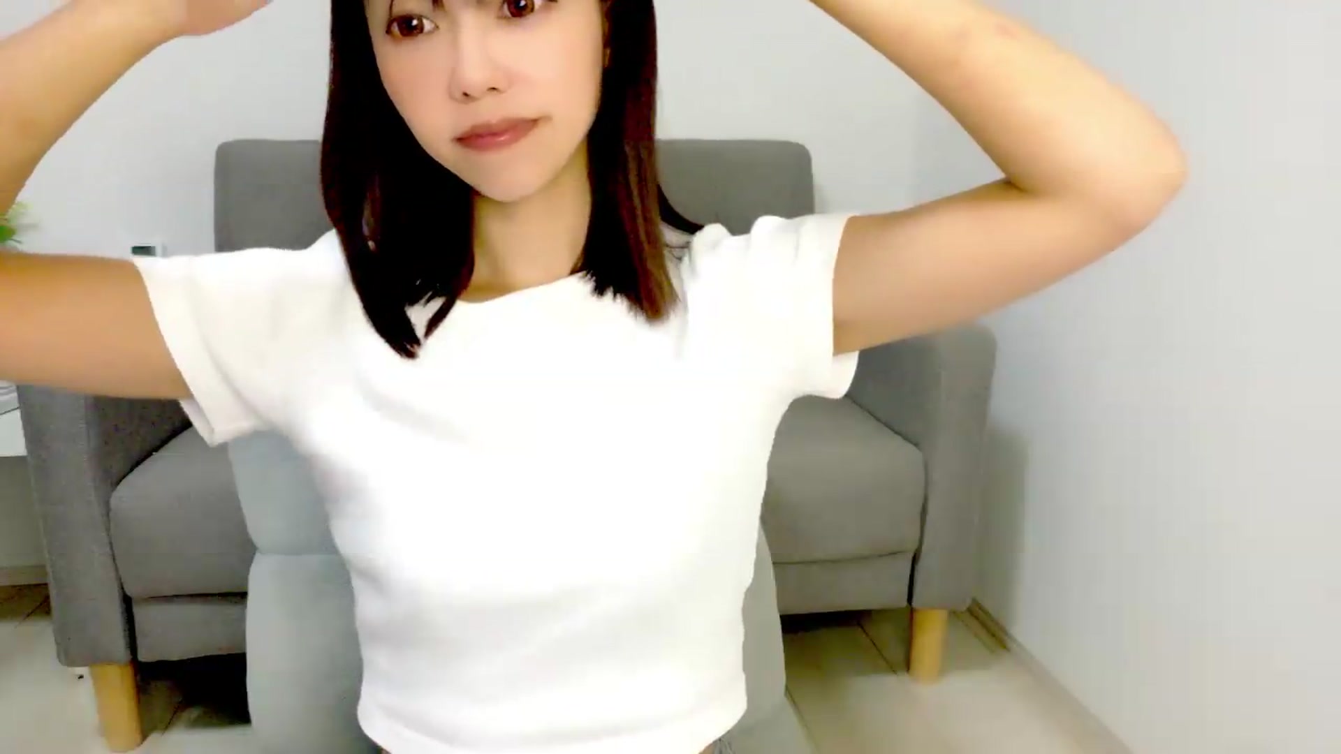 Gallery image thumbnail from Mami_xoxo's myfreecams stream on, 08/20/2026, 15:44 image 5 of 20