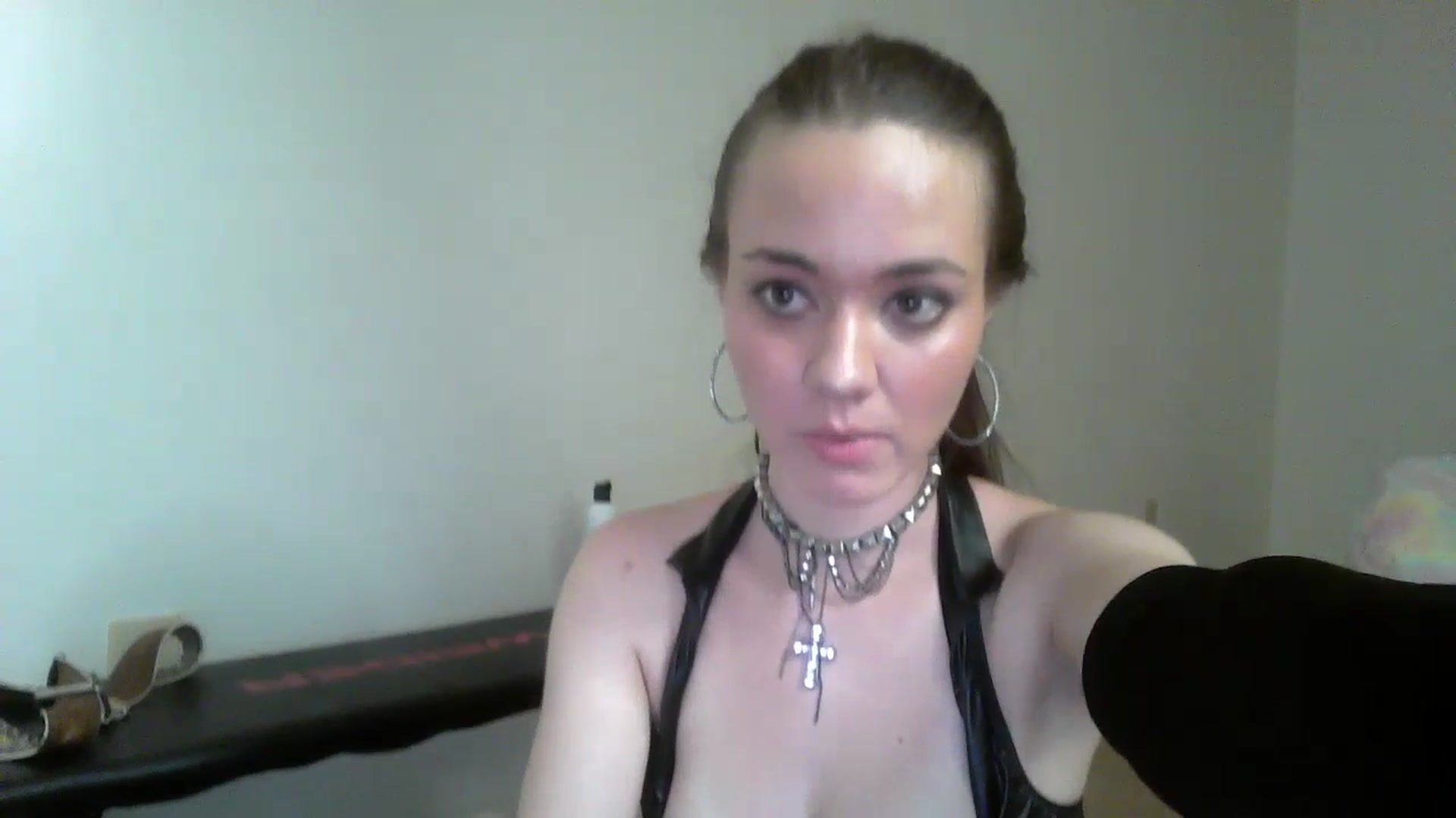 Gallery image thumbnail from Mandeigh's myfreecams stream on, 06/29/2023, 08:40 image 2 of 20