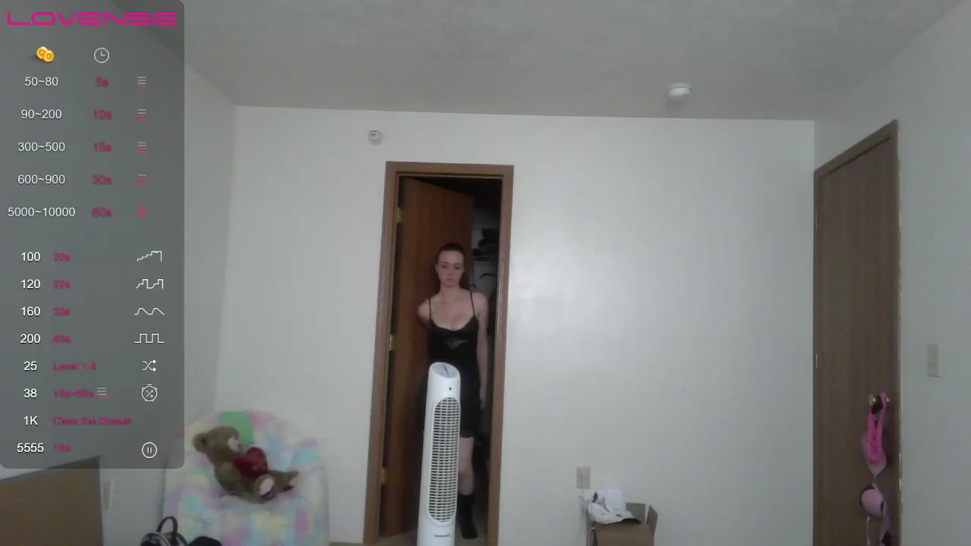 Gallery image thumbnail from Mandeigh's myfreecams stream on, 07/24/2023, 07:13 image 3 of 20