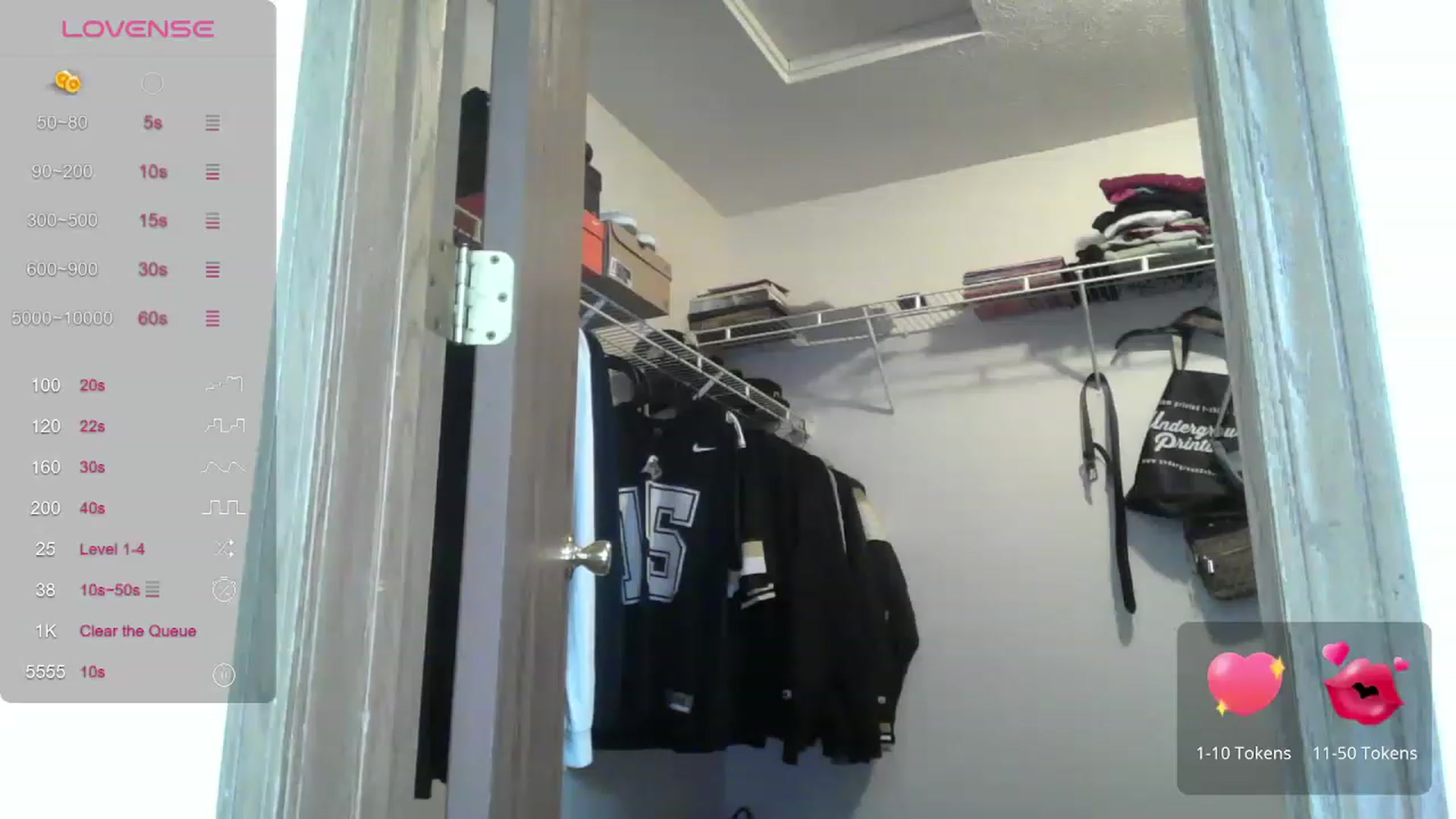 Gallery image thumbnail from Mandeigh's myfreecams stream on, 08/21/2023, 07:39 image 18 of 20