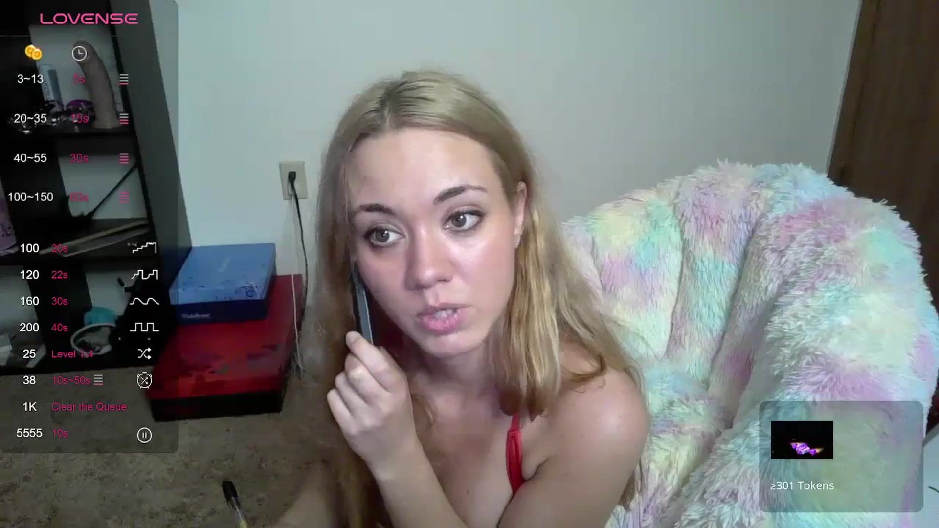 Gallery image thumbnail from Mandeigh's myfreecams stream on, 10/28/2023, 07:49 image 18 of 20