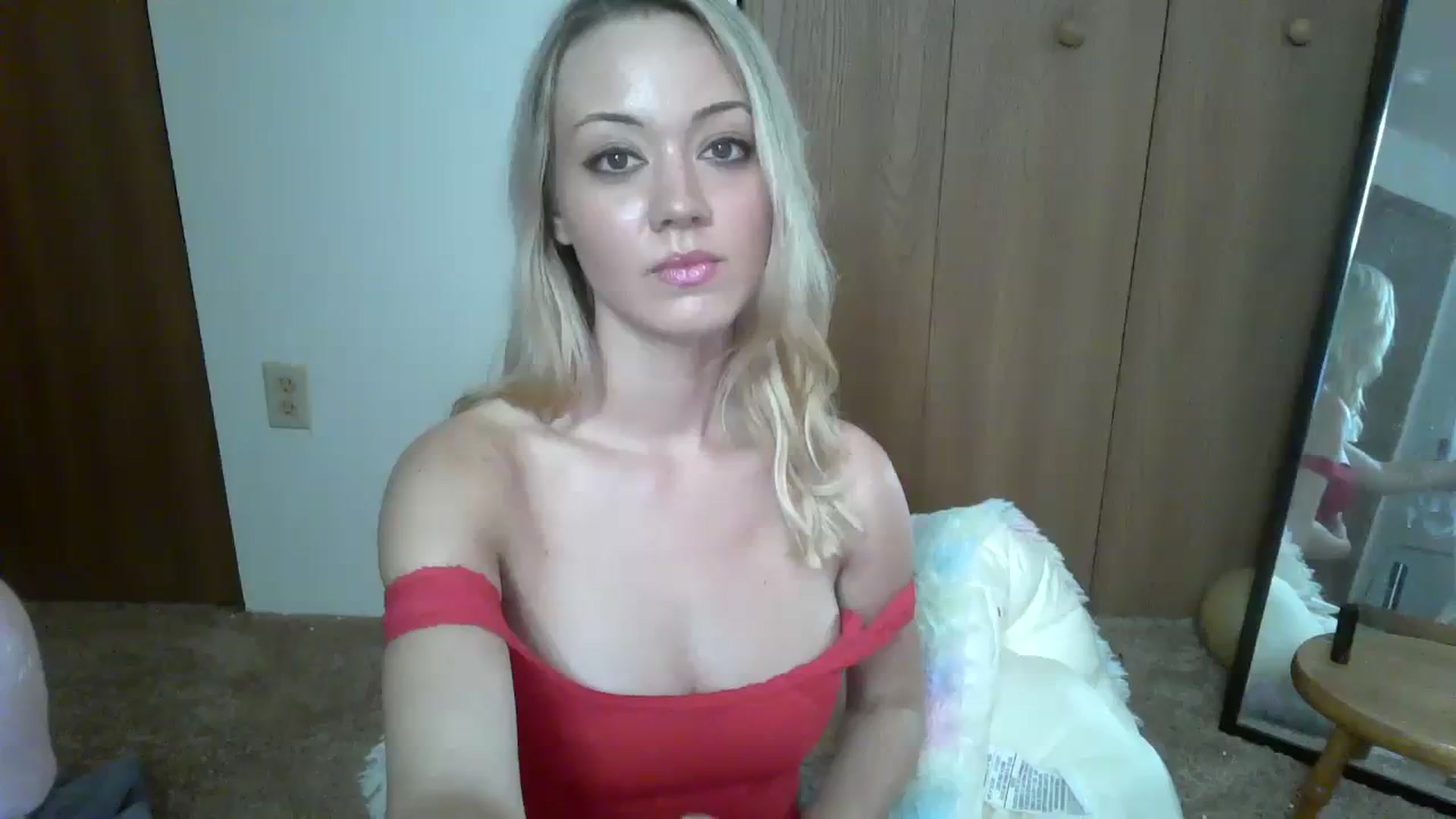 Gallery image thumbnail from Mandeigh's myfreecams stream on, 01/25/2024, 01:45 image 12 of 20