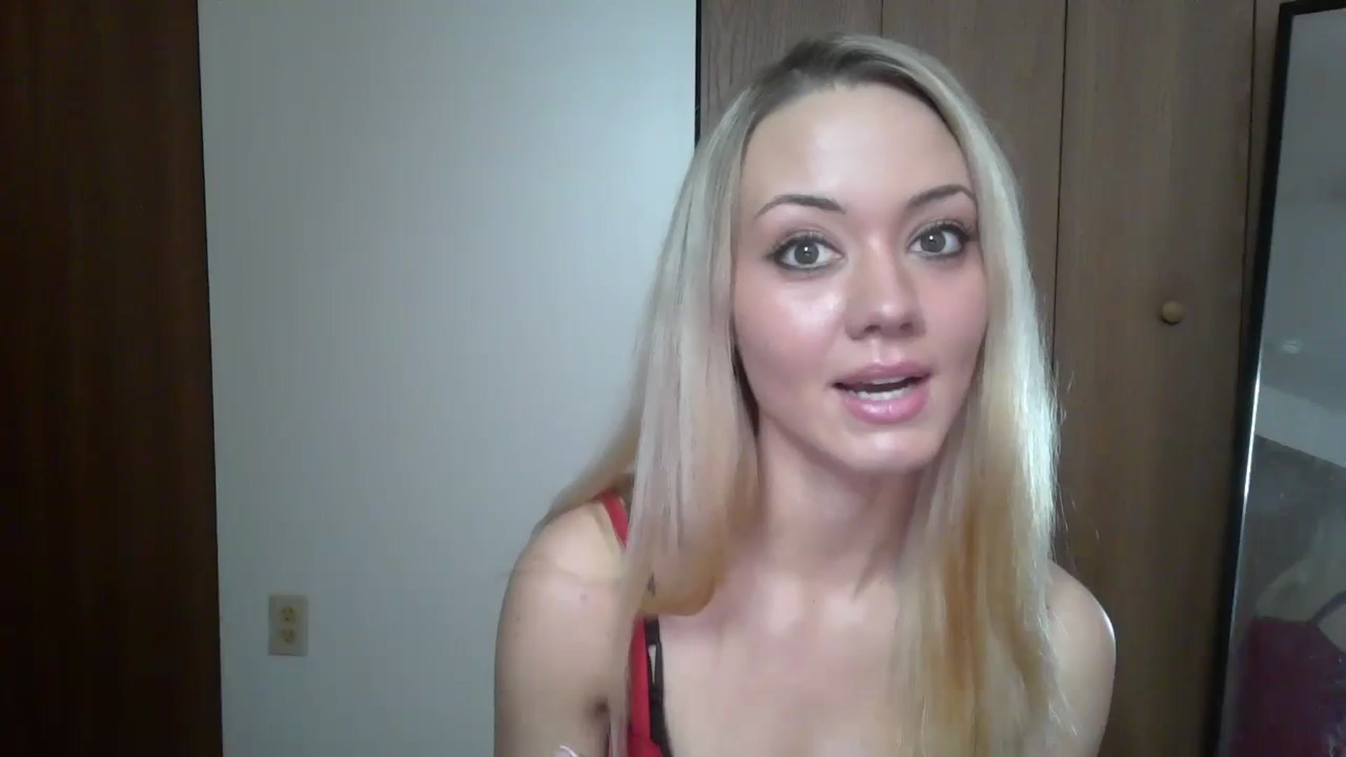 Gallery image thumbnail from Mandeigh's myfreecams stream on, 01/26/2024, 24:59 image 12 of 20
