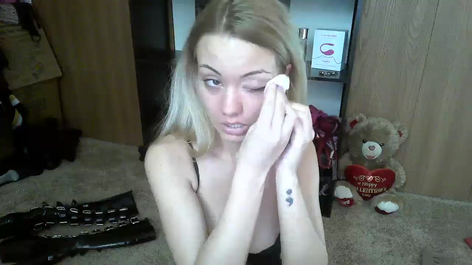 Gallery image thumbnail from Mandeigh's myfreecams stream on, 02/07/2024, 06:43 image 17 of 20
