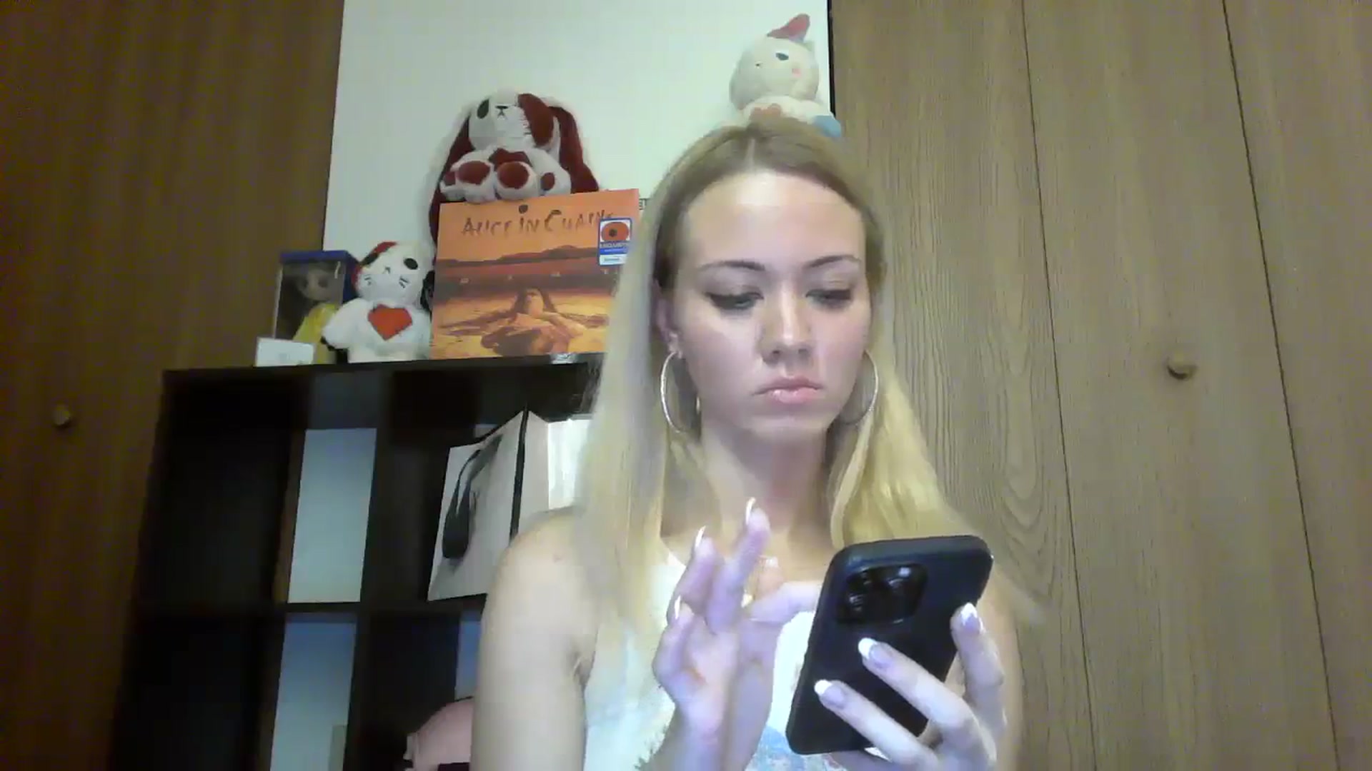 Gallery image thumbnail from Mandeigh's myfreecams stream on, 02/14/2024, 01:51 image 19 of 20
