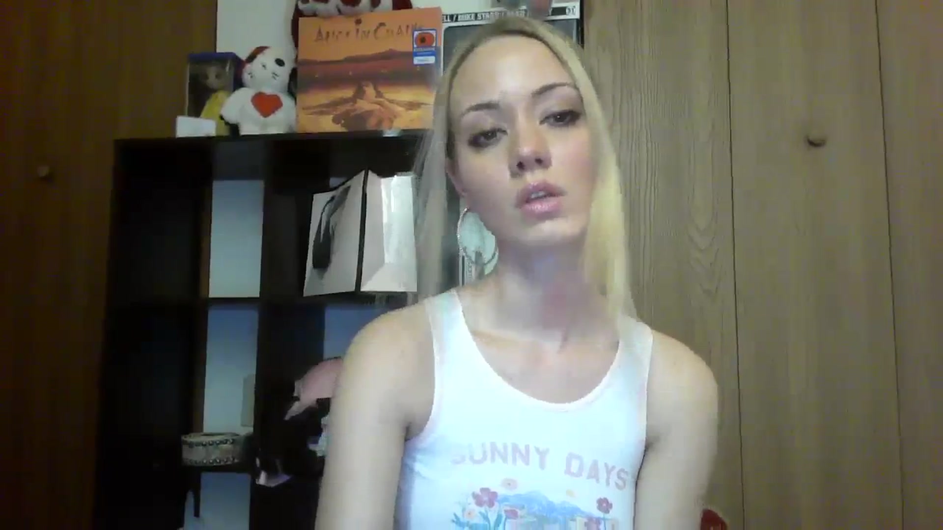 Gallery image thumbnail from Mandeigh's myfreecams stream on, 02/14/2024, 01:51 image 12 of 20