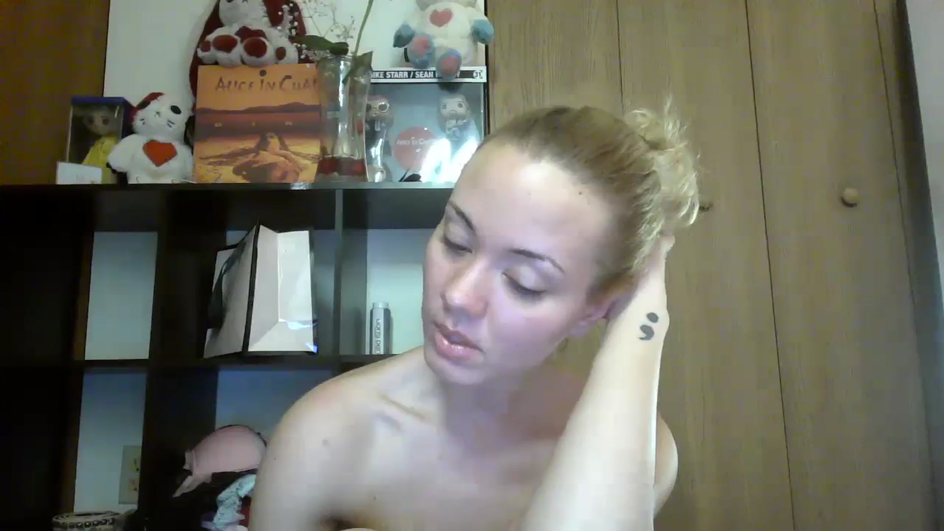 Gallery image thumbnail from Mandeigh's myfreecams stream on, 02/14/2024, 06:10 image 13 of 20