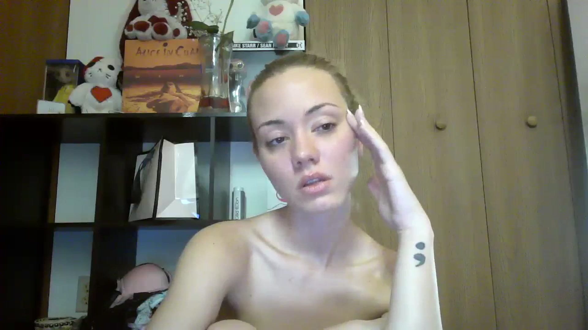 Gallery image thumbnail from Mandeigh's myfreecams stream on, 02/14/2024, 06:10 image 11 of 20