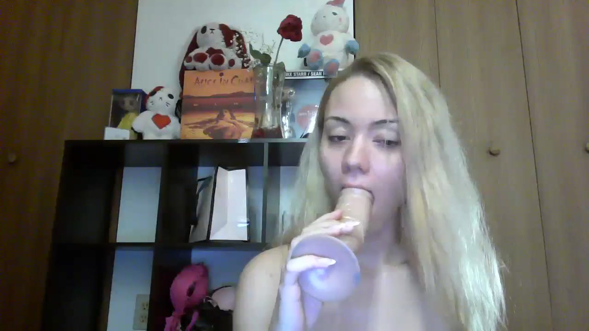 Gallery image thumbnail from Mandeigh's myfreecams stream on, 02/20/2024, 10:03 image 15 of 20