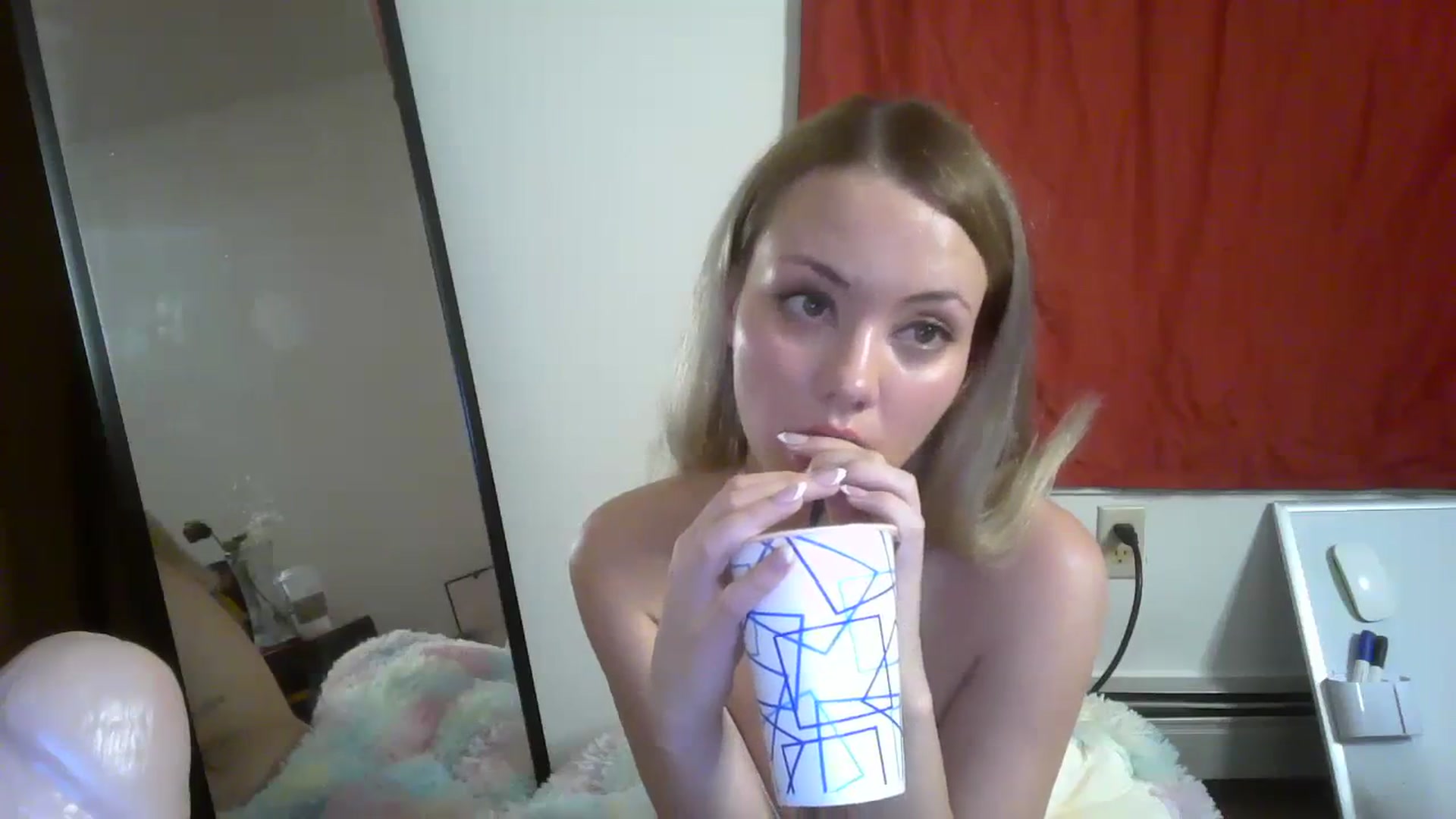 Gallery image thumbnail from Mandeigh's myfreecams stream on, 03/16/2024, 05:30 image 18 of 20