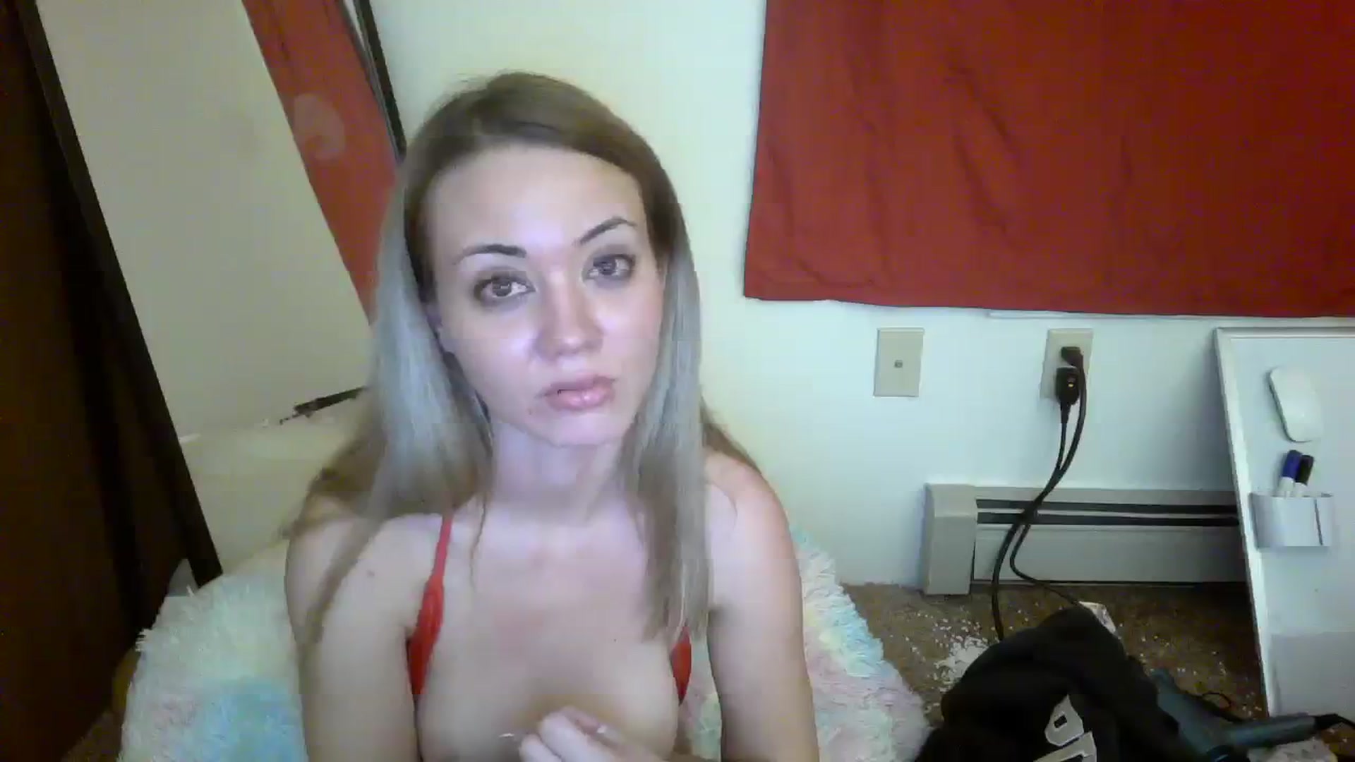 Gallery image thumbnail from Mandeigh's myfreecams stream on, 03/30/2024, 10:05 image 12 of 20