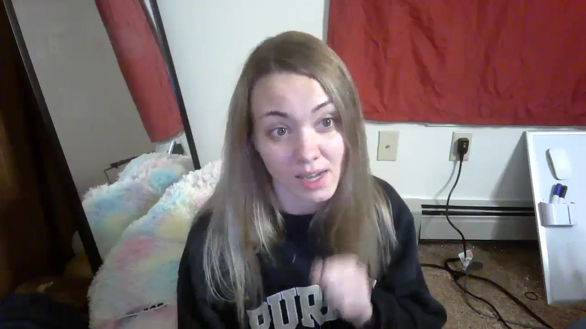 Gallery image thumbnail from Mandeigh's myfreecams stream on, 04/05/2024, 06:51 image 3 of 20
