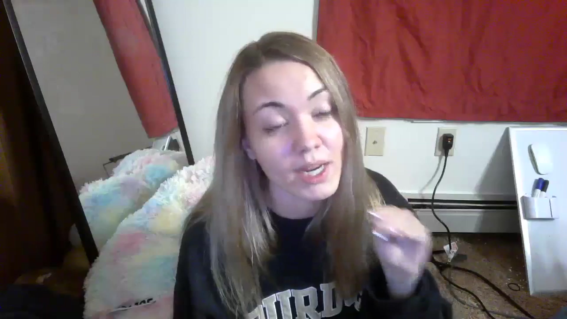 Gallery image thumbnail from Mandeigh's myfreecams stream on, 04/05/2024, 06:51 image 4 of 20