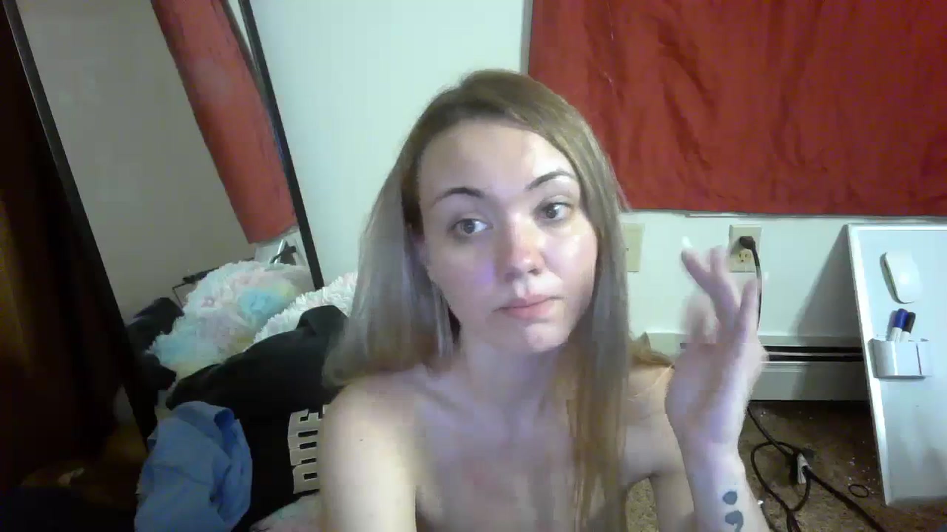 Gallery image thumbnail from Mandeigh's myfreecams stream on, 04/05/2024, 08:19 image 18 of 20