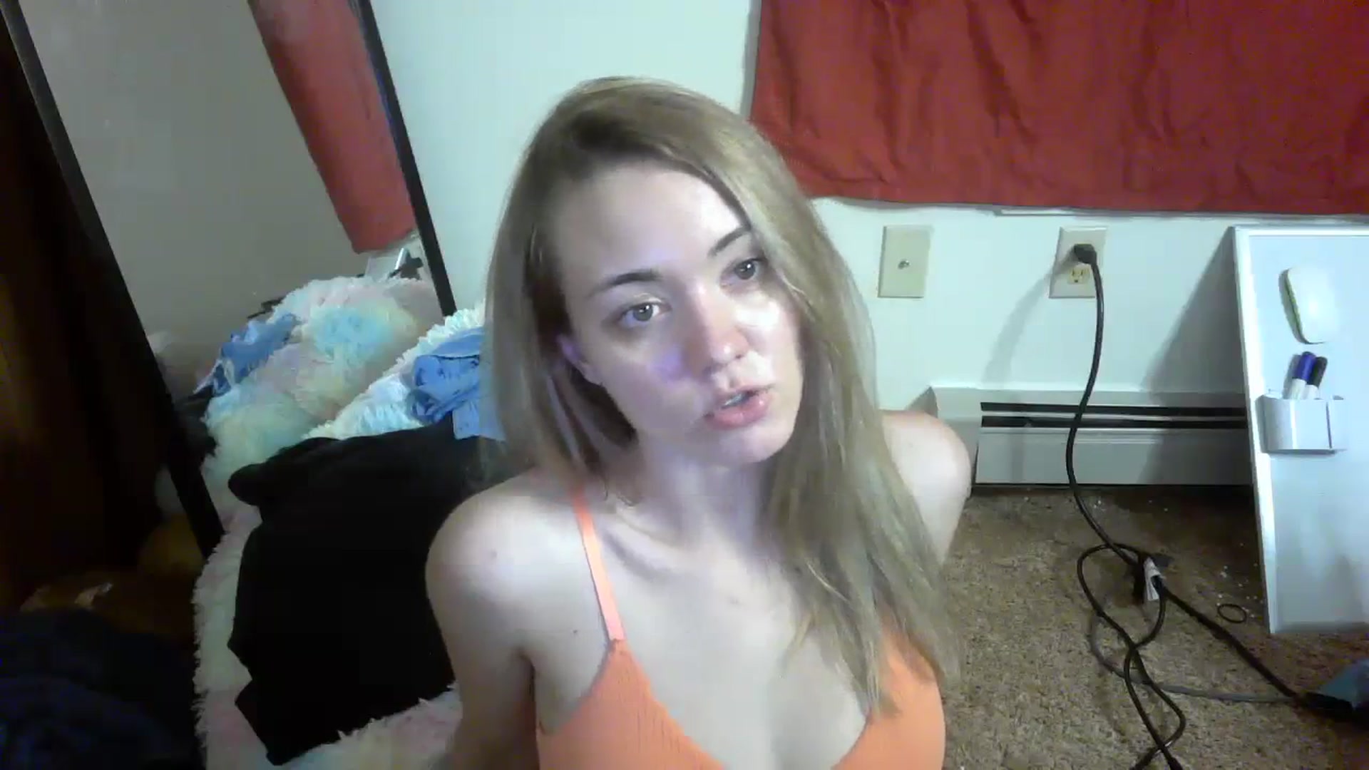 Gallery image thumbnail from Mandeigh's myfreecams stream on, 04/05/2024, 09:33 image 16 of 20