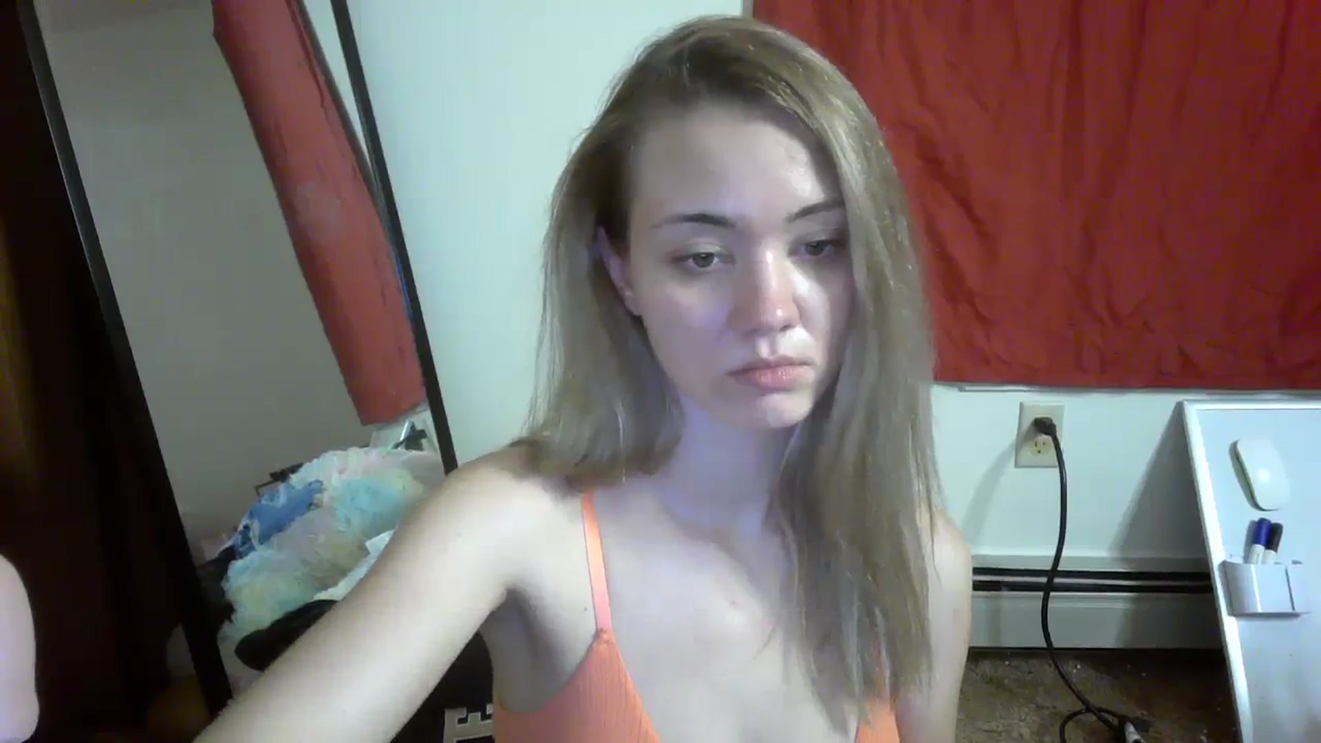 Gallery image thumbnail from Mandeigh's myfreecams stream on, 04/05/2024, 09:33 image 12 of 20