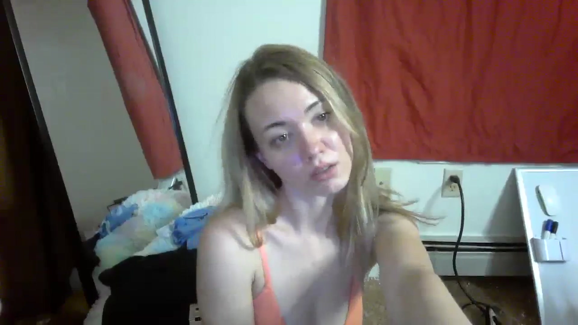 Gallery image thumbnail from Mandeigh's myfreecams stream on, 04/05/2024, 09:33 image 2 of 20