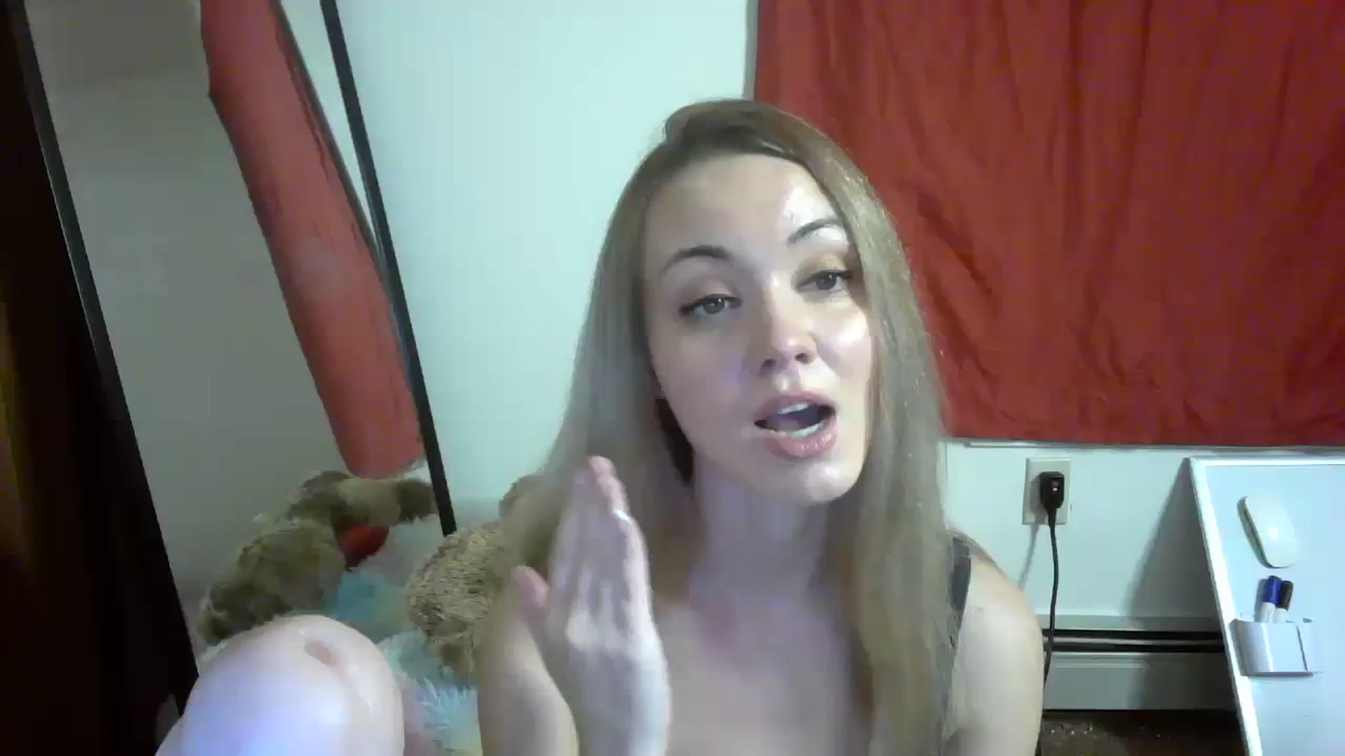 Gallery image thumbnail from Mandeigh's myfreecams stream on, 04/08/2024, 01:55 image 15 of 20