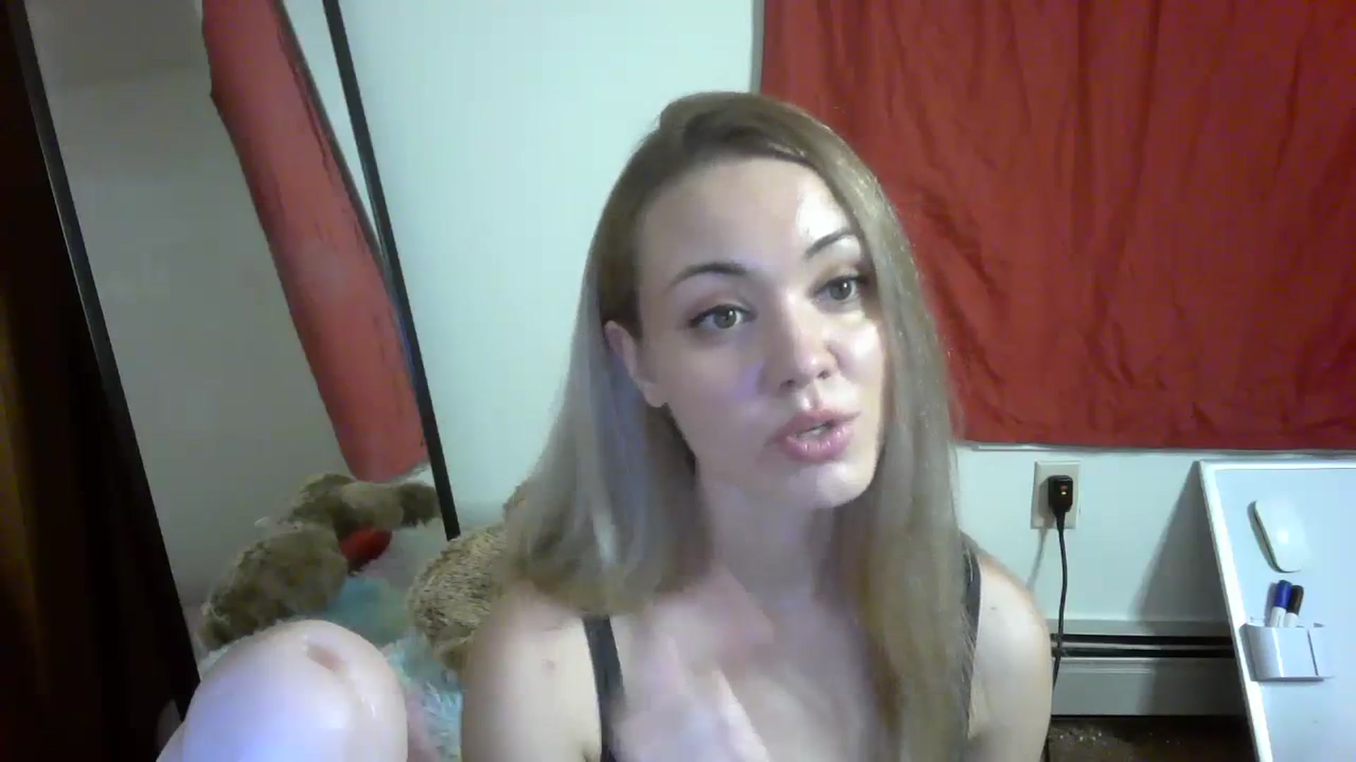 Gallery image thumbnail from Mandeigh's myfreecams stream on, 04/08/2024, 01:55 image 16 of 20