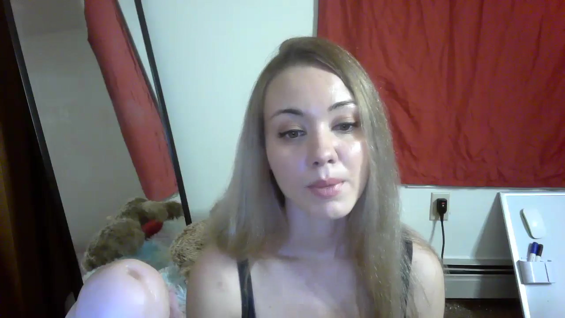 Gallery image thumbnail from Mandeigh's myfreecams stream on, 04/08/2024, 01:55 image 11 of 20