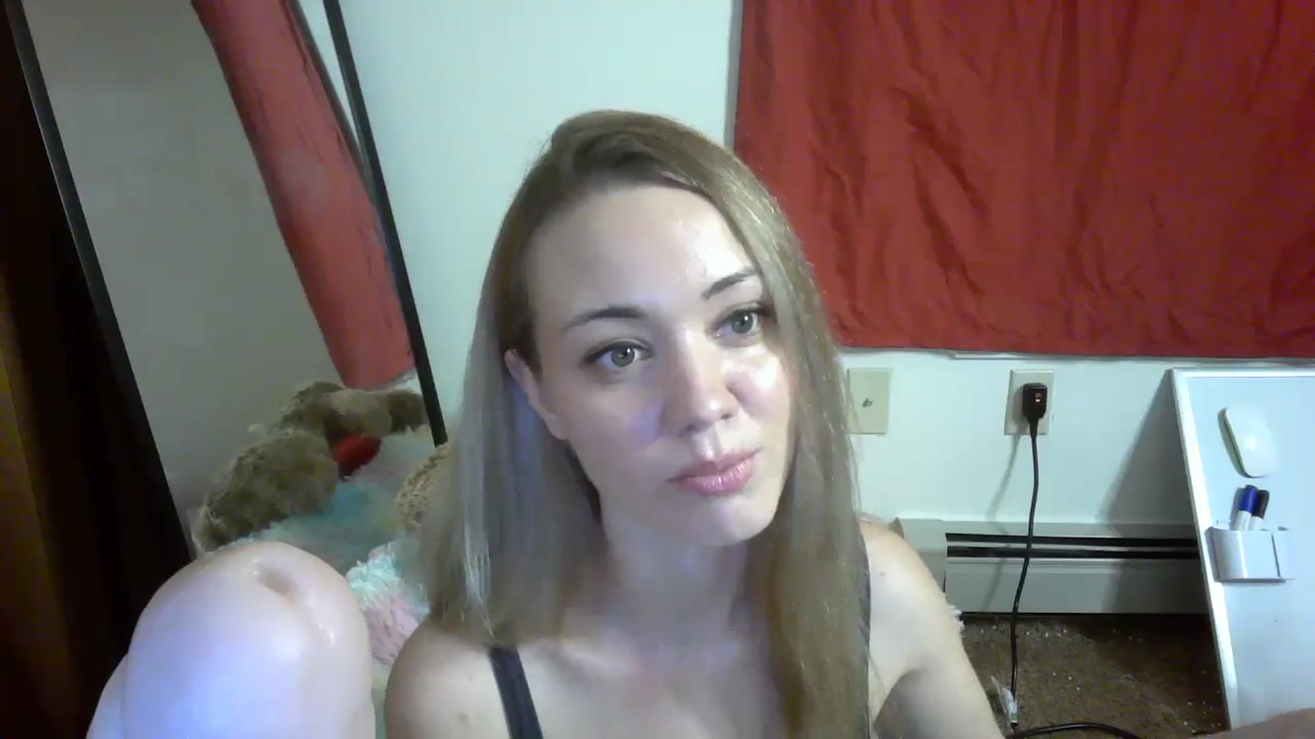 Gallery image thumbnail from Mandeigh's myfreecams stream on, 04/08/2024, 01:55 image 18 of 20