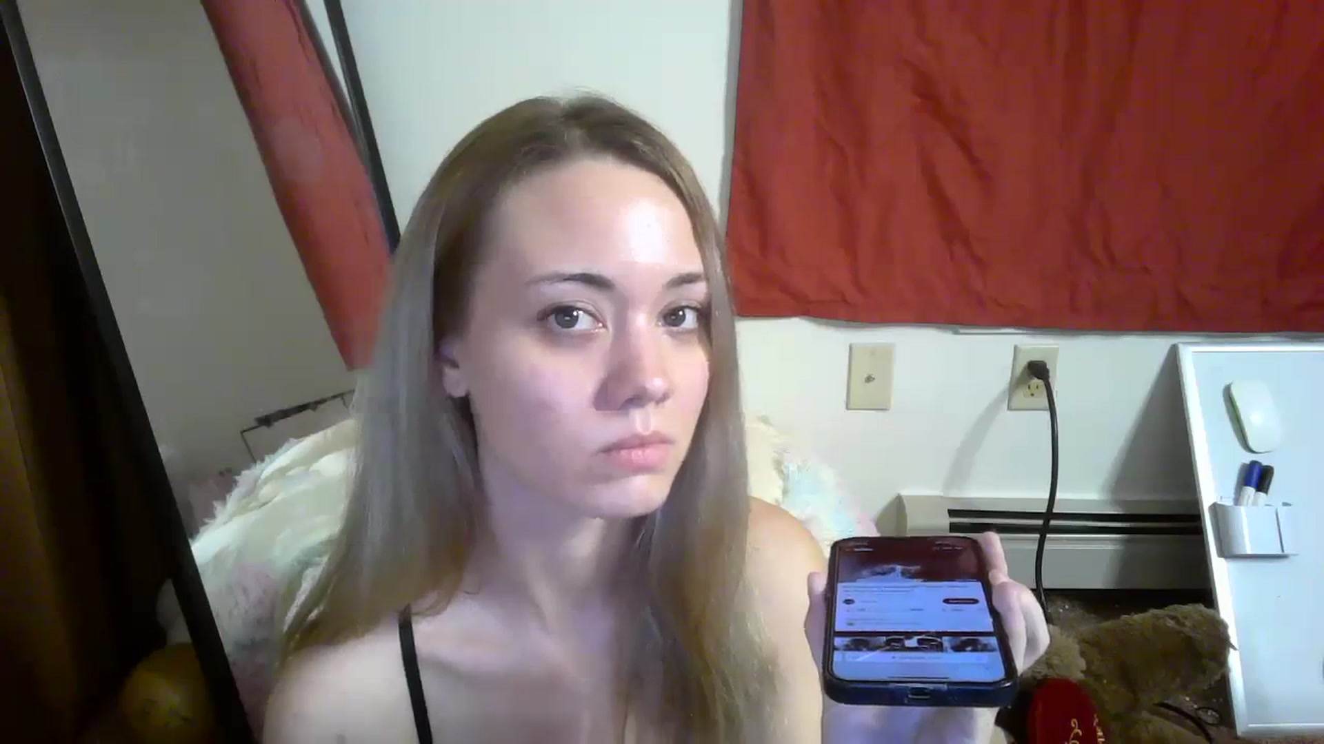 Gallery image thumbnail from Mandeigh's myfreecams stream on, 04/08/2024, 08:05 image 16 of 20
